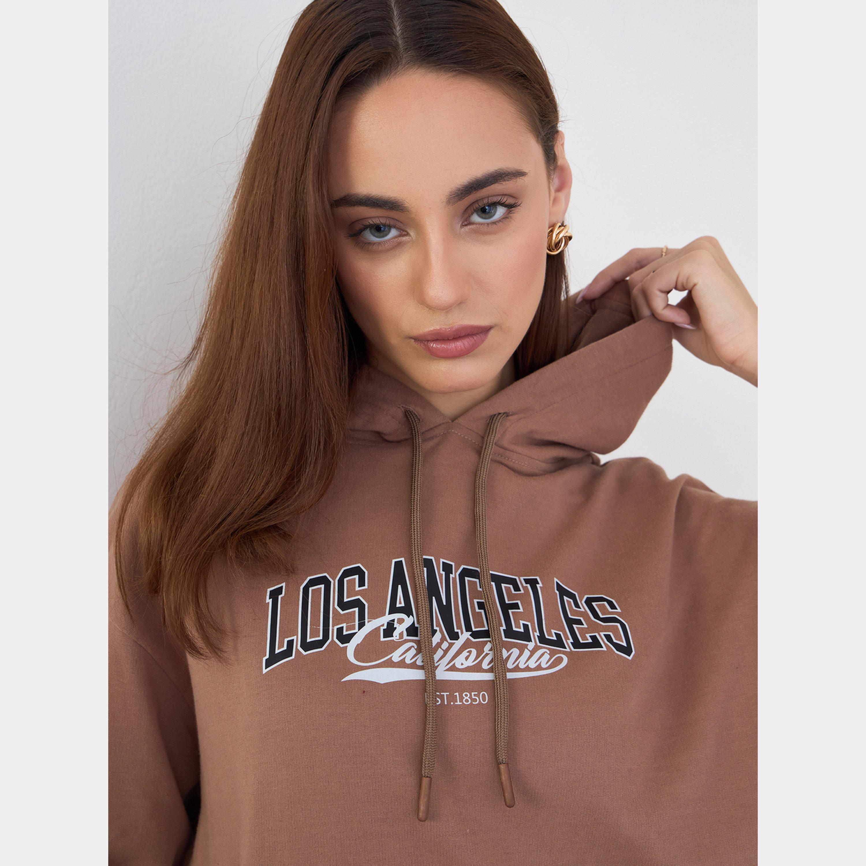 ستايلي - هودي طويل بقصة عادية وبنطال رياضي لون بني-women-clothing-coordsets-image-2