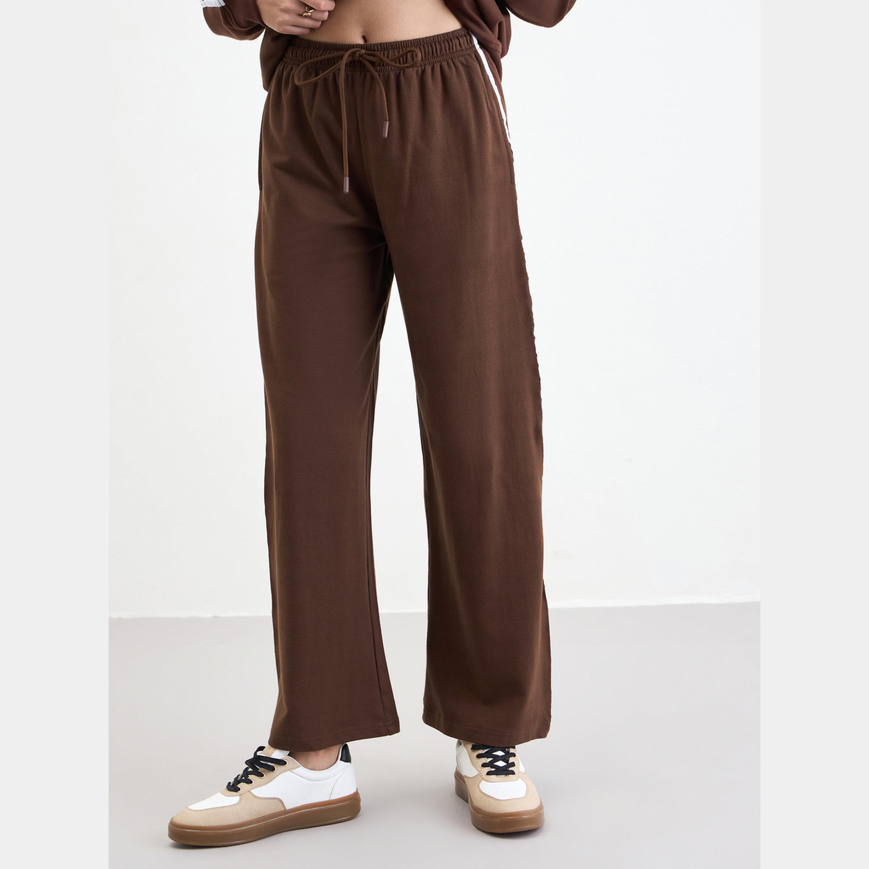 ستايلي - طقم هودي طويل مطبوع لون بني مع بنطال رياضي-women-clothing-coordsets-image-3