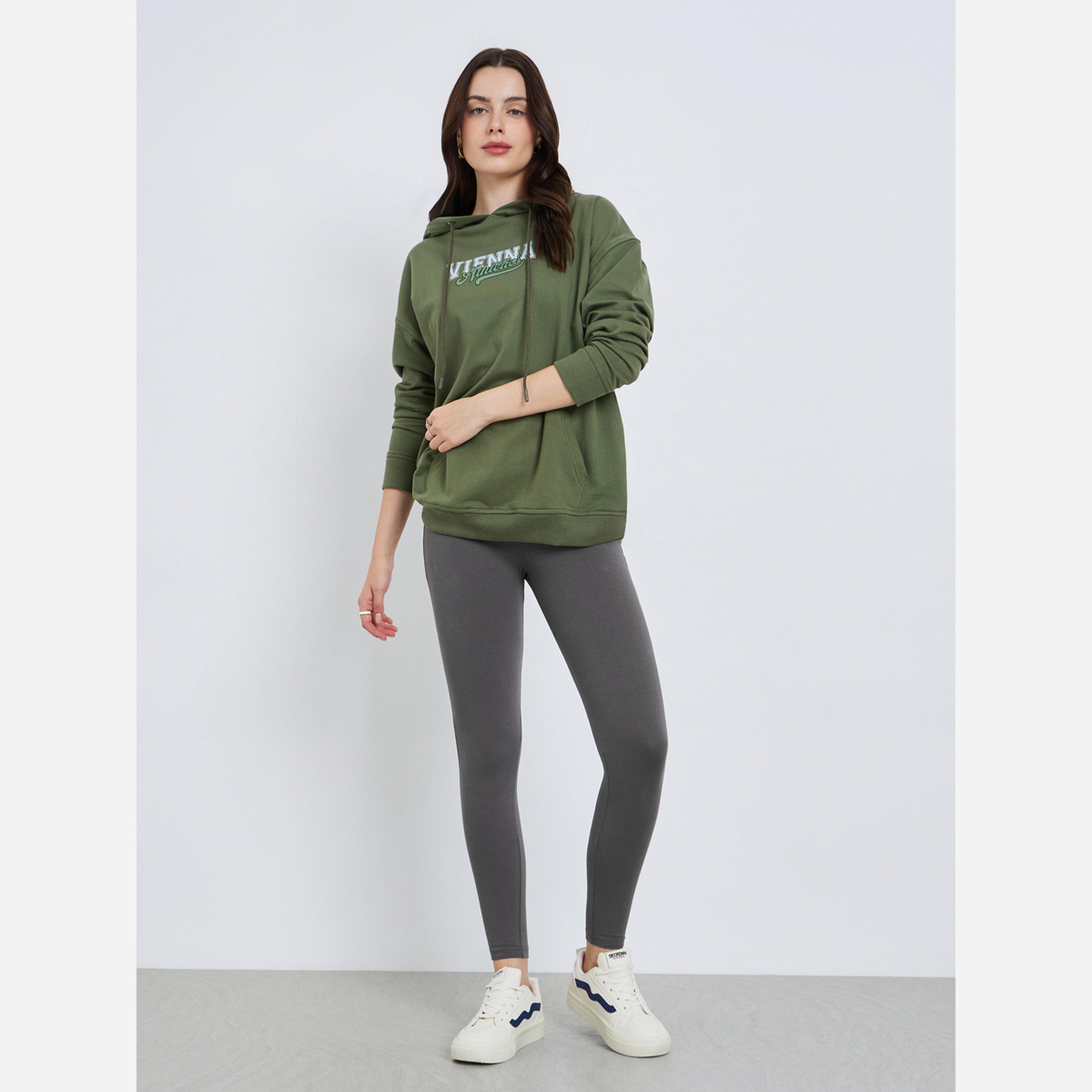 ستايلي - طقم نسائي هودي طويل بقبعة وفيزون مقاس واسع-women-clothing-coordsets-image-1