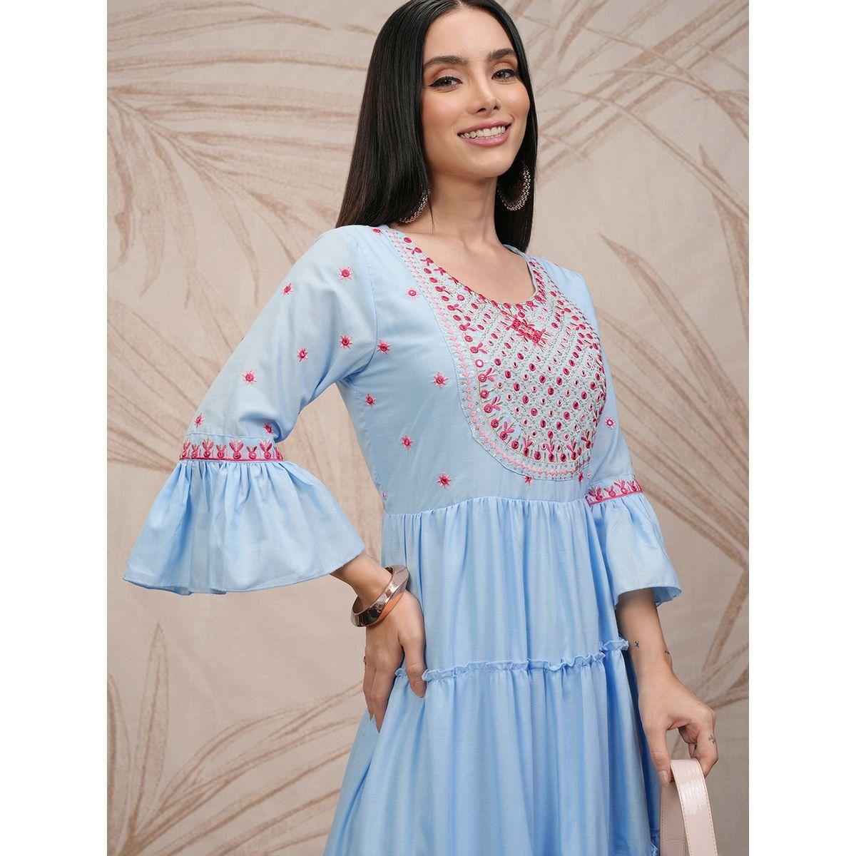 فستان طويل بتفاصيل مُطرّزة وأكمام جرس-women-clothing-ethnicwear-dresses-image-1