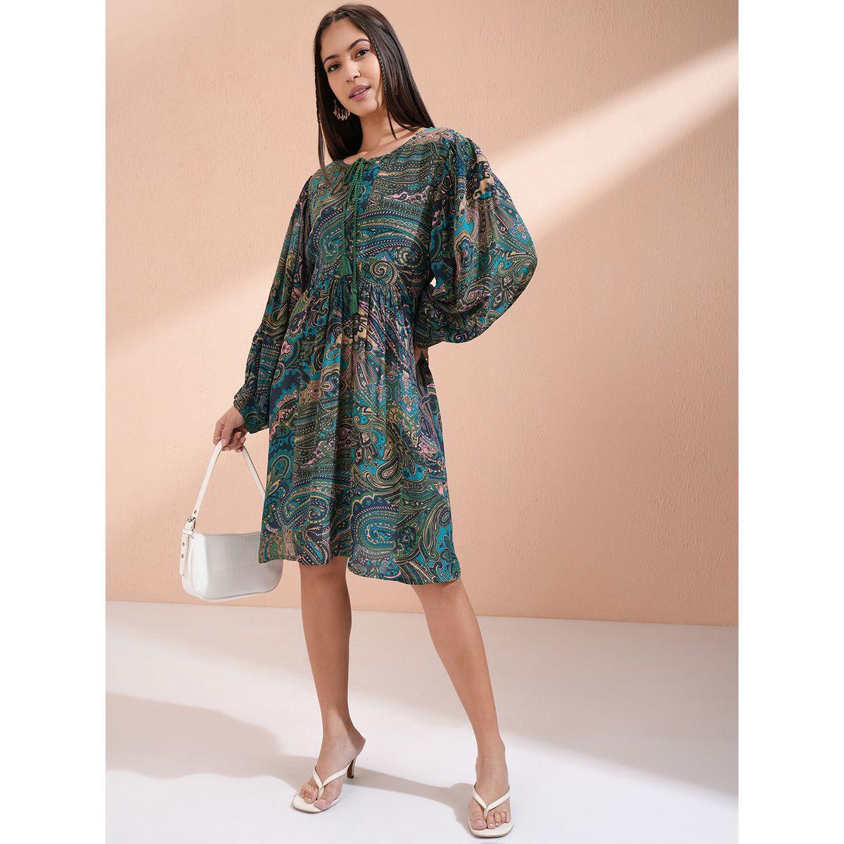 فستان بطول الركبة وطبعة بيزلي مع ياقة بأربطة-women-clothing-ethnicwear-dresses-image-2