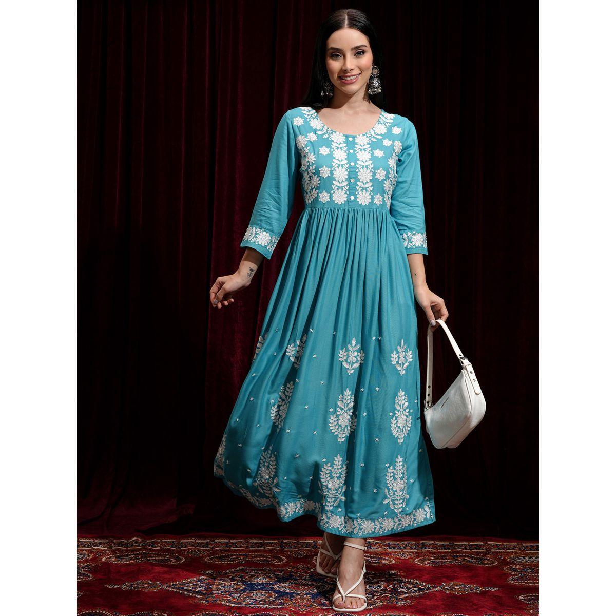 فستان ميدي بتفاصيل مُطرّزة وياقة دائرية-women-clothing-ethnicwear-dresses-image-2