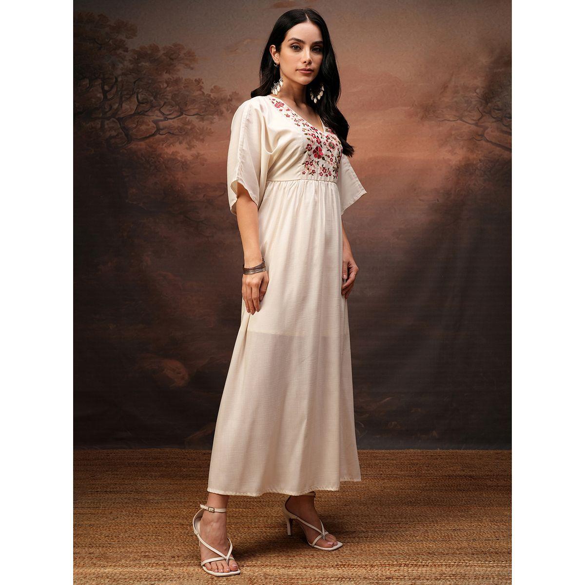 فستان طويل بحافة واسعة وتفاصيل مُطرّزة-women-clothing-ethnicwear-dresses-image-4