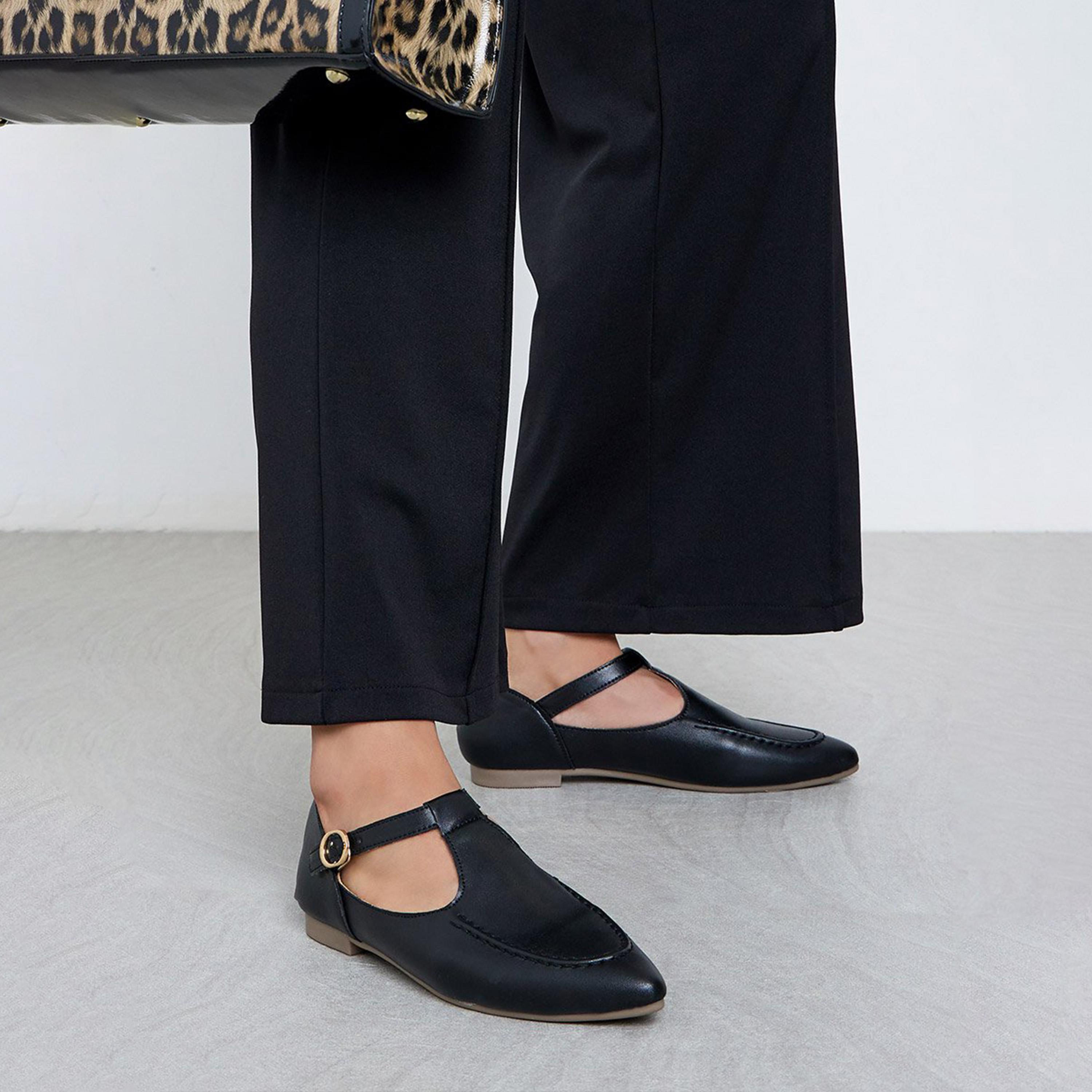 ستايلي - حذاء ماري جين أسود بمقدمة مدببة-women-shoes-ballerinas-image-2