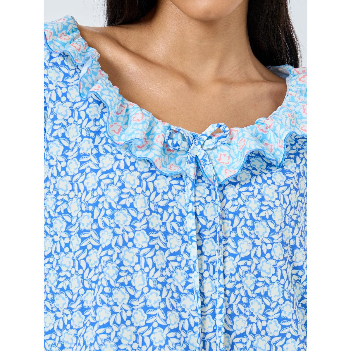 Styli Contrast Floral Ruffle Hem Neck Top and Cuffed Pyjama Set-women-clothing-nightwear-pyjamas-longsets-image-4