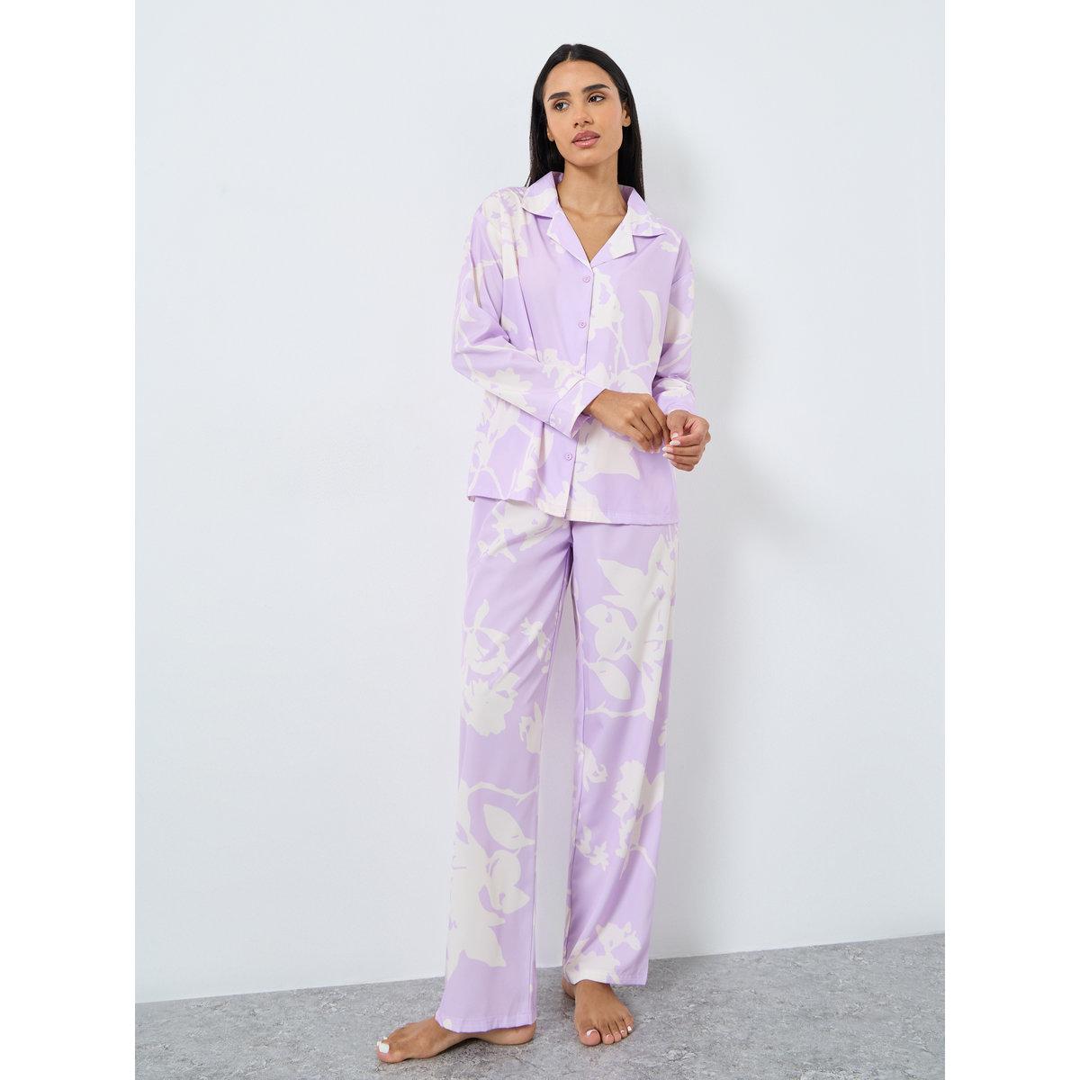 طقم من بنطال بيجاما وبلوزة بطبعة زهور-women-clothing-nightwear-pyjamas-longsets-image-2