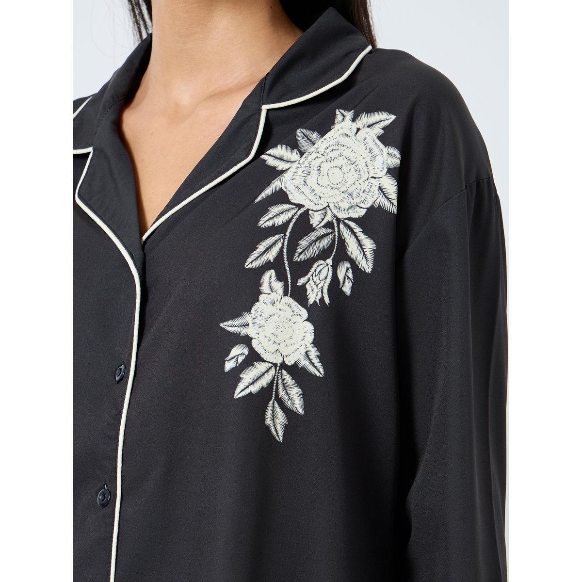طقم من بنطال بيجاما وبلوزة بطبعة زهور-women-clothing-nightwear-pyjamas-longsets-image-3