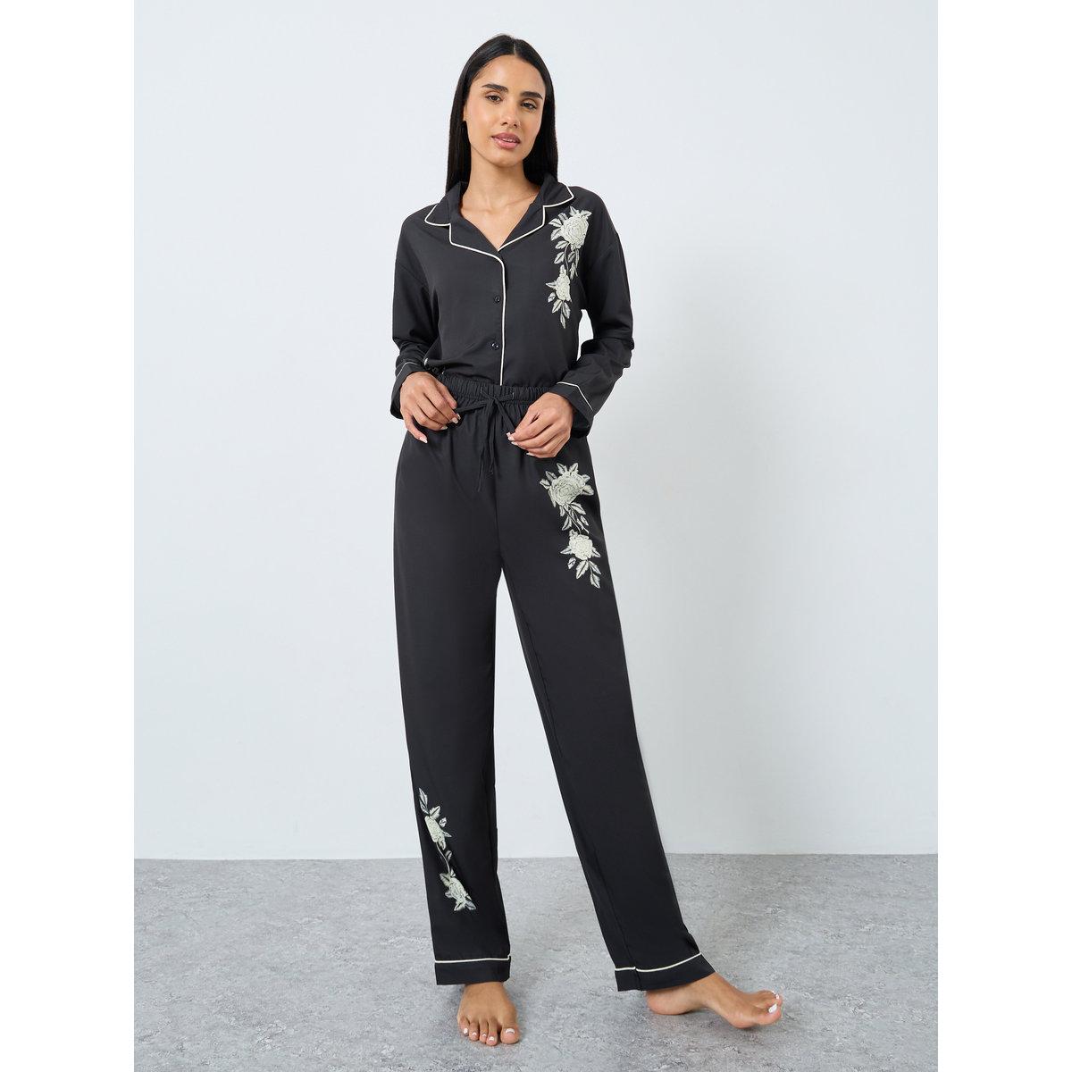 طقم من بنطال بيجاما وبلوزة بطبعة زهور-women-clothing-nightwear-pyjamas-longsets-image-4