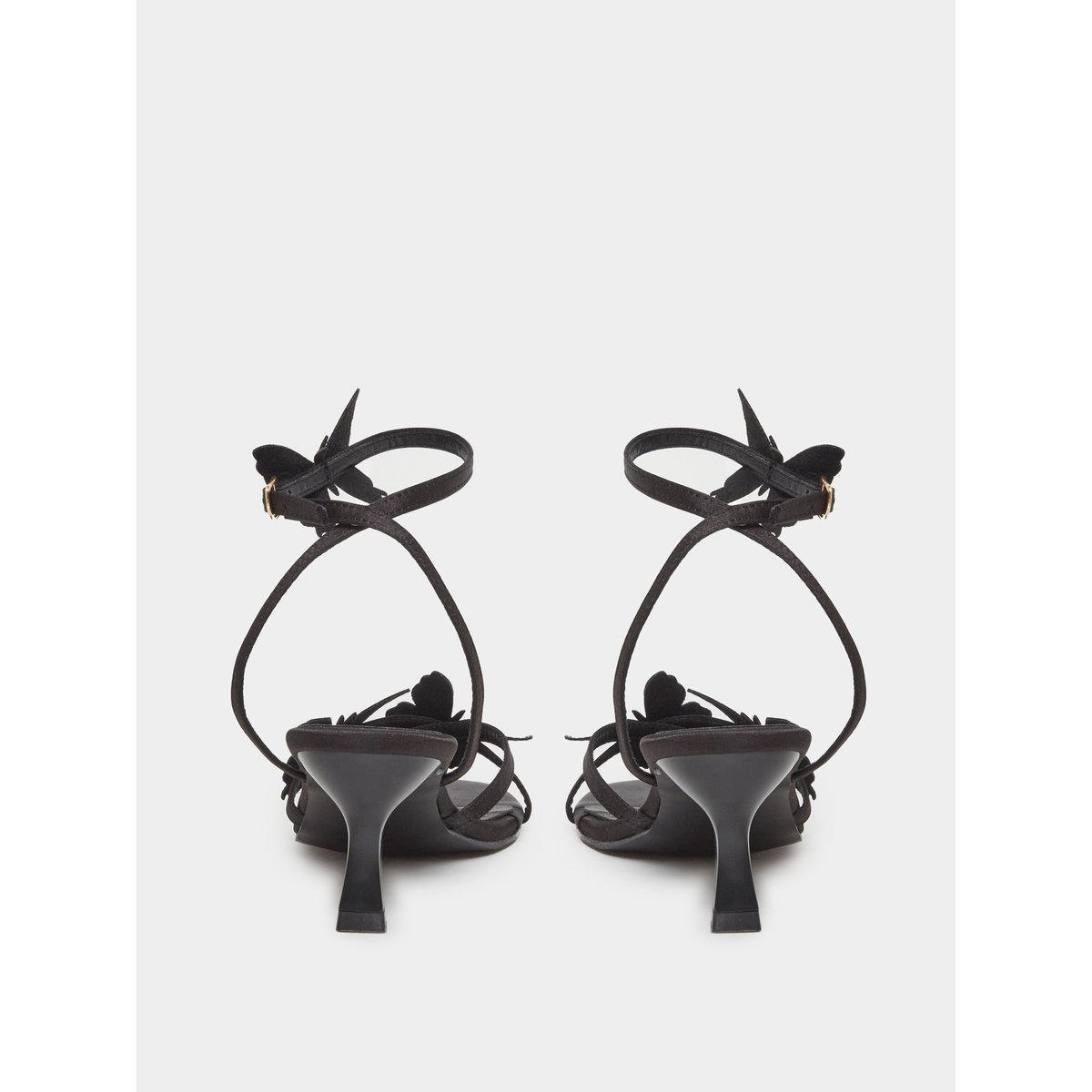 صندل مُنمق بتفاصيل فراشة مع كعب بلوك-women-shoes-sandals-heeled-image-4
