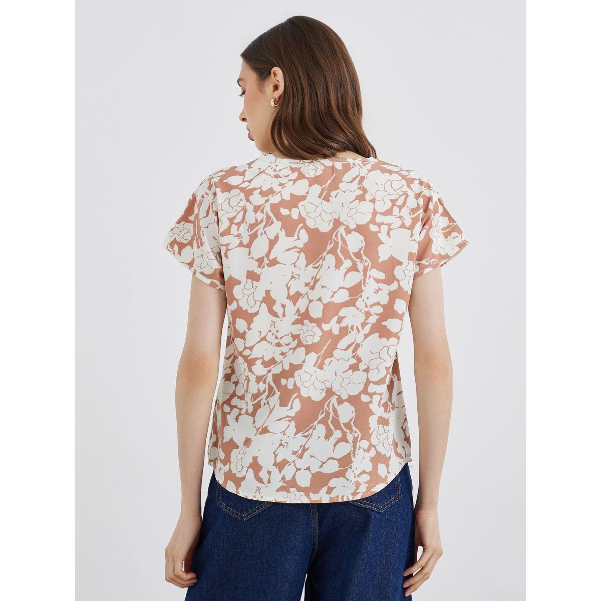 Styli Women Floral V Neck Blouse-women-clothing-shirtsandblouses-blouses-image-4