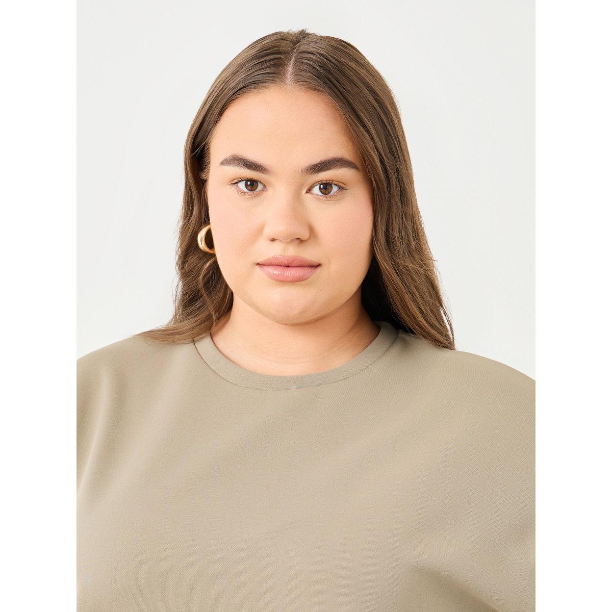 Styli Plus Size Round Neck Oversized T-Shirt-women-clothing-tshirts-image-3