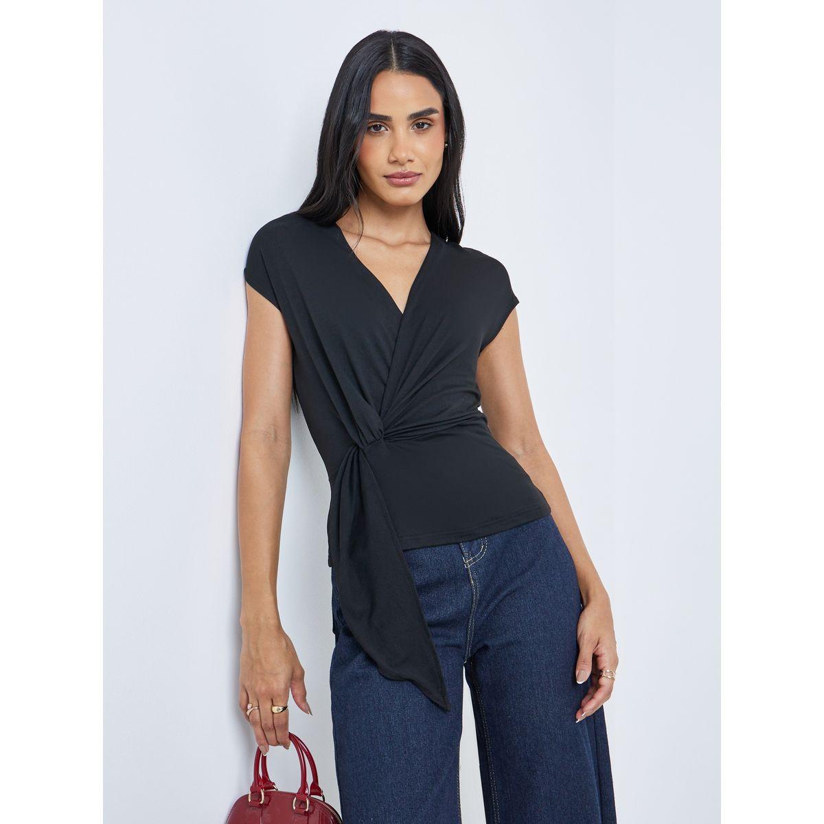 بلوزة بنمط لف ومزينة بتفاصيل عقدة-women-clothing-shirtsandblouses-blouses-image-1