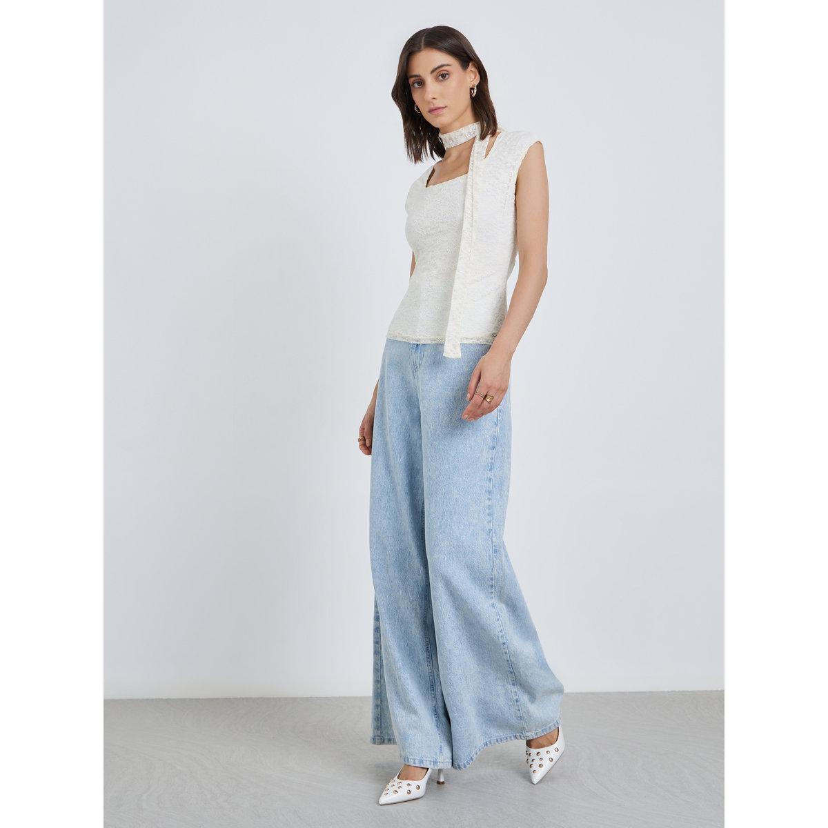 بلوزة بتفاصيل مُنمقة مع ياقة مربعة-women-clothing-shirtsandblouses-blouses-image-2