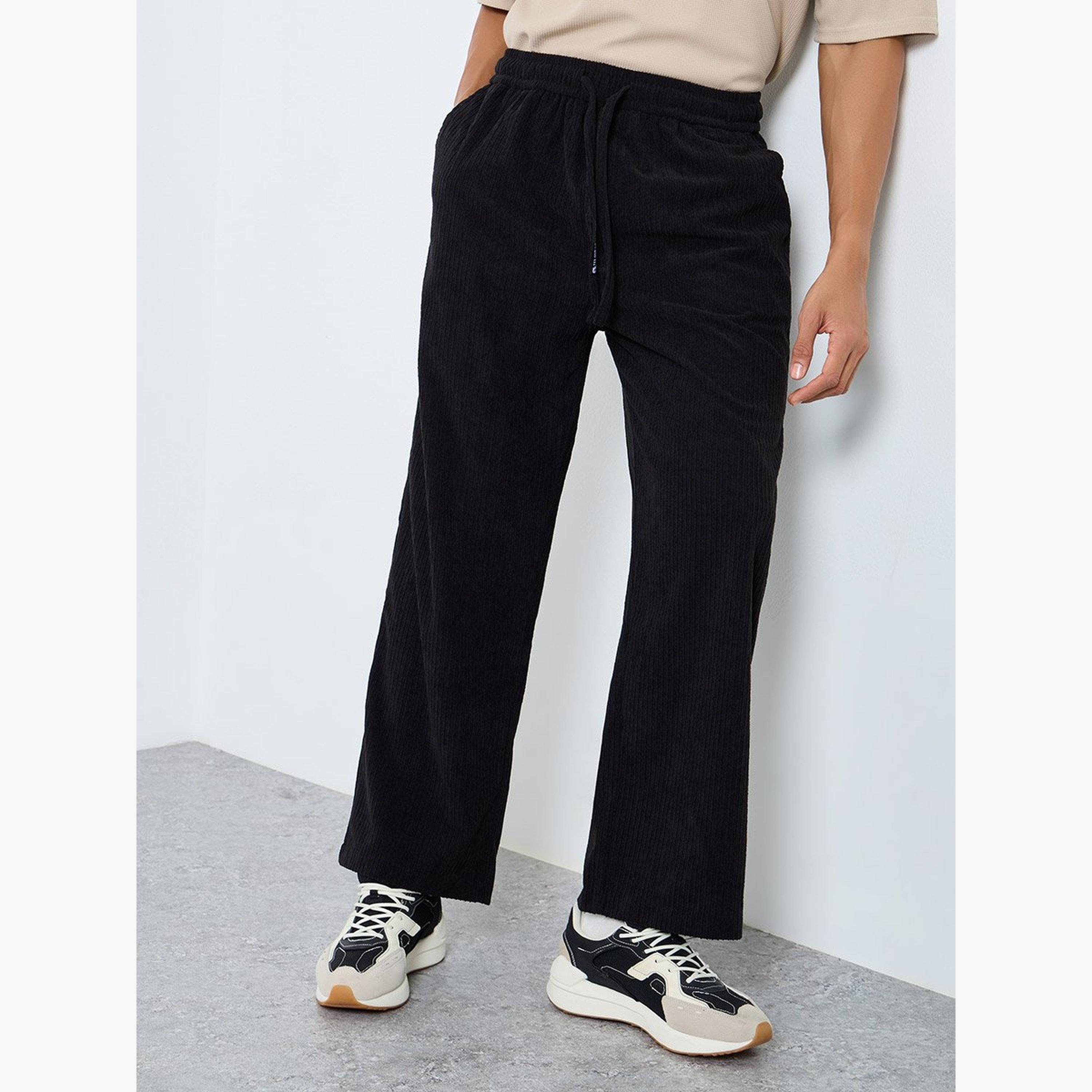 ستايلي - بنطال للرجال من قماش مخملي مستقيم-men-clothing-bottoms-joggers-image-1