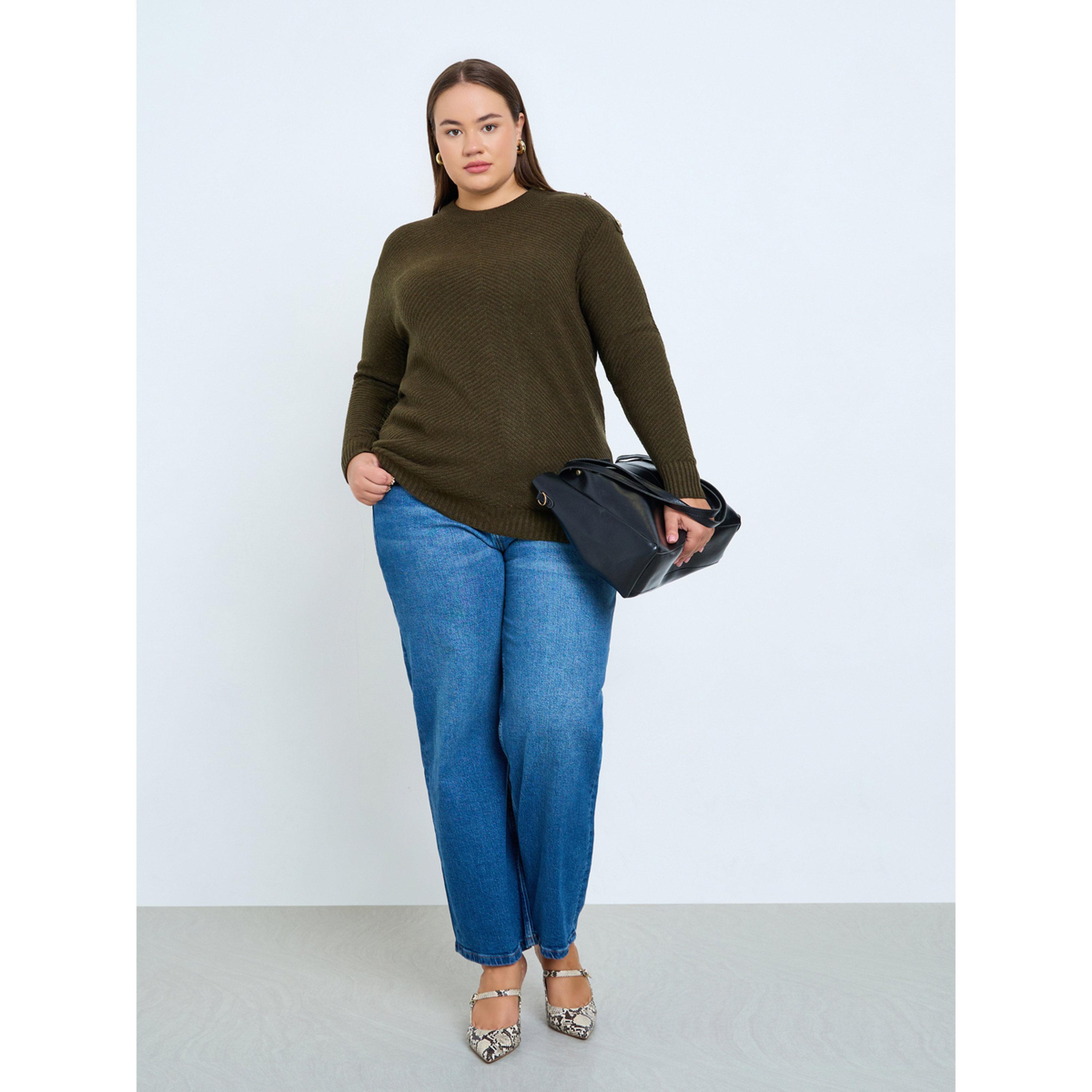 سويتر محبوك بقصة عادية ومقاس كبير بتفاصيل أزرار-women-clothing-cardigansandjumpers-jumpers-image-3