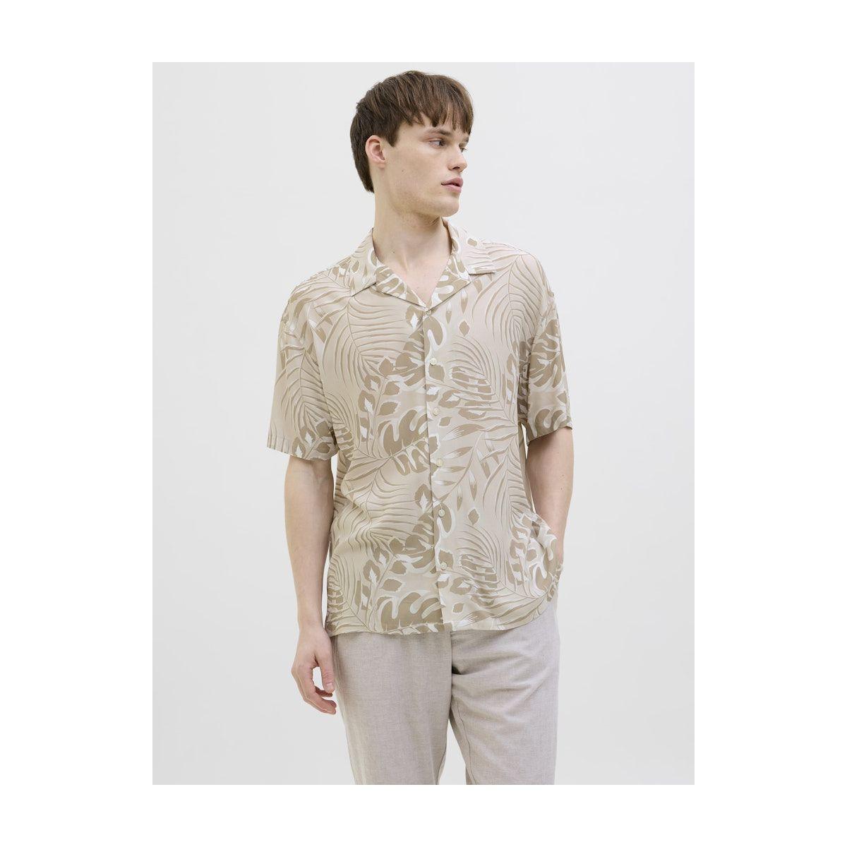 قميص مطبع بأكمام قصيرة-men-clothing-shirts-image-1