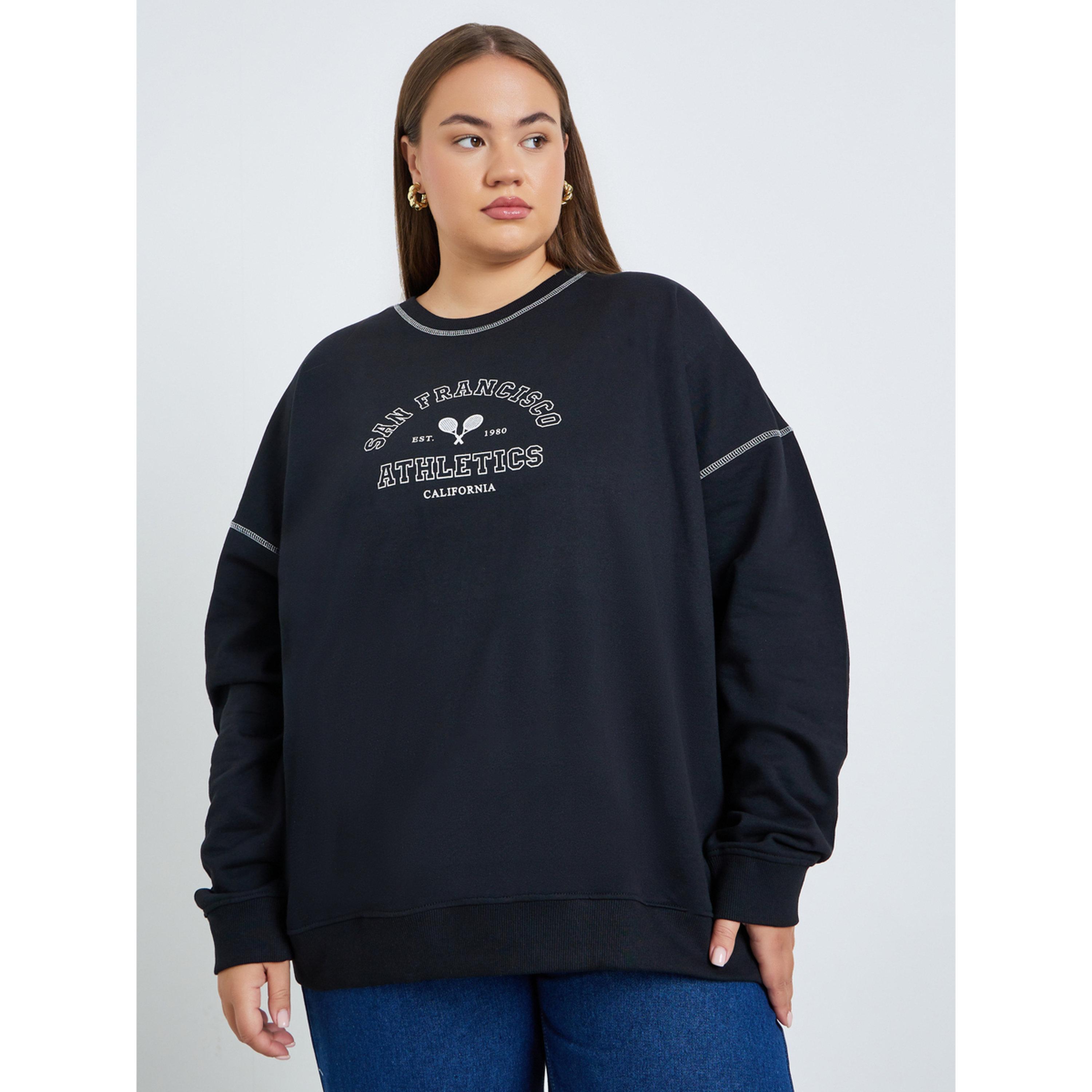 سويت شيرت واسع بمقاس كبير وطبعة كتابة-women-winterwear-hoodiesandsweatshirts-sweatshirts-image-1