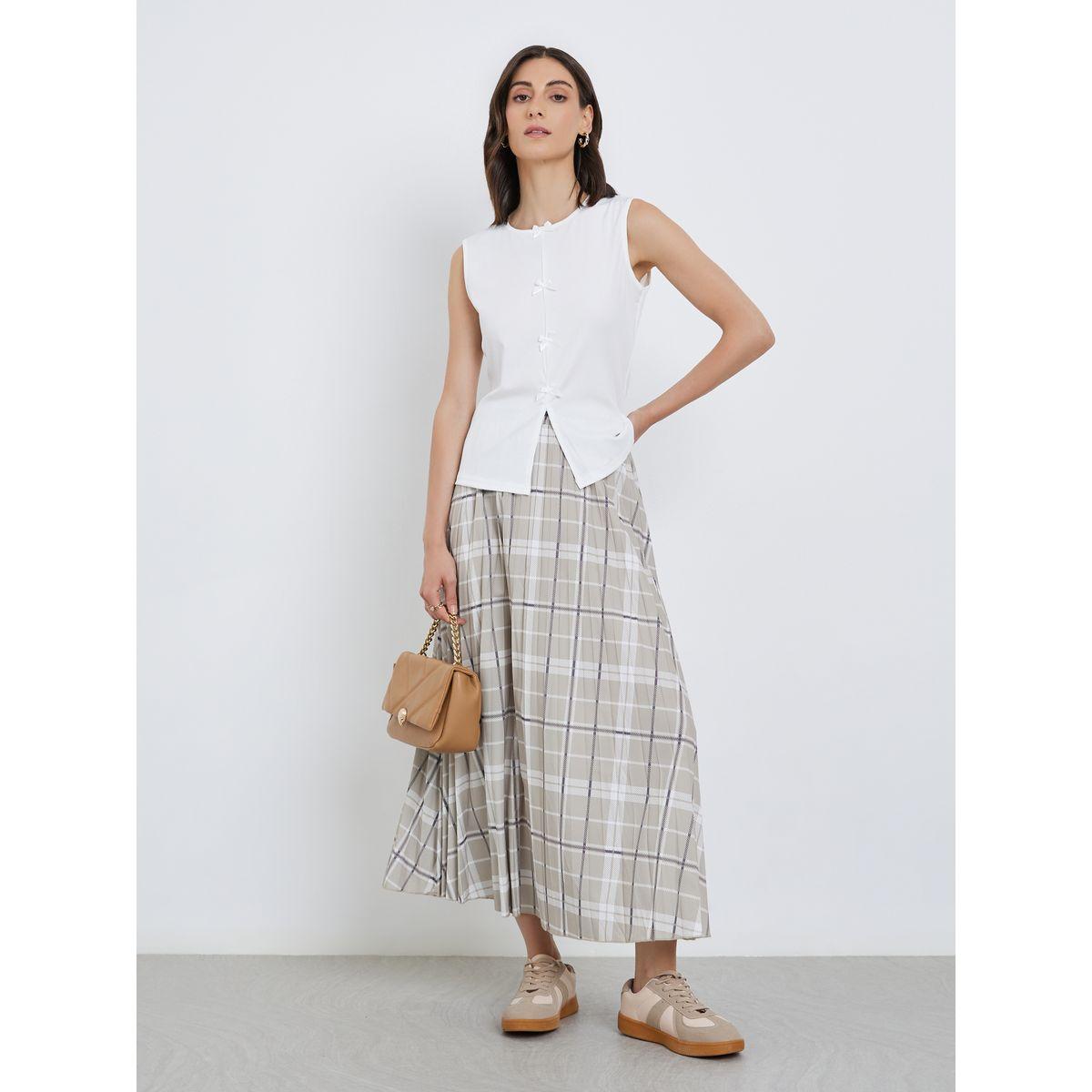 Styli Texture Bow Detail Sleeveless Knit Top-women-clothing-tshirts-image-2