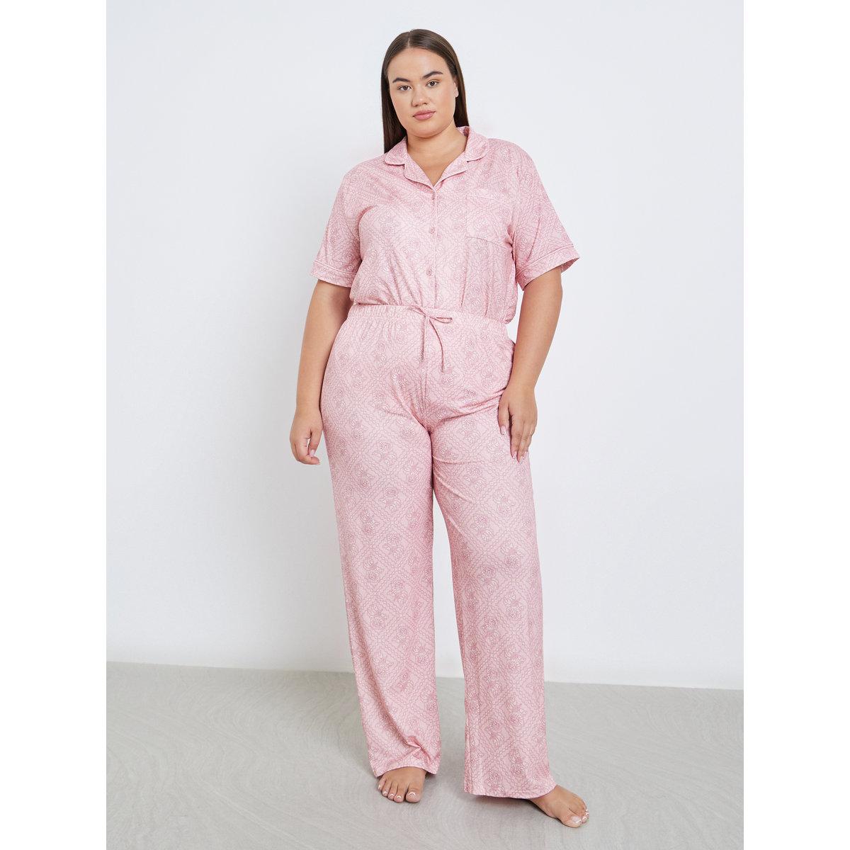 طقم من بنطال بيجاما وبلوزة بمقاس كبير-women-clothing-plussize-nightwear-nightwearsets-image-2