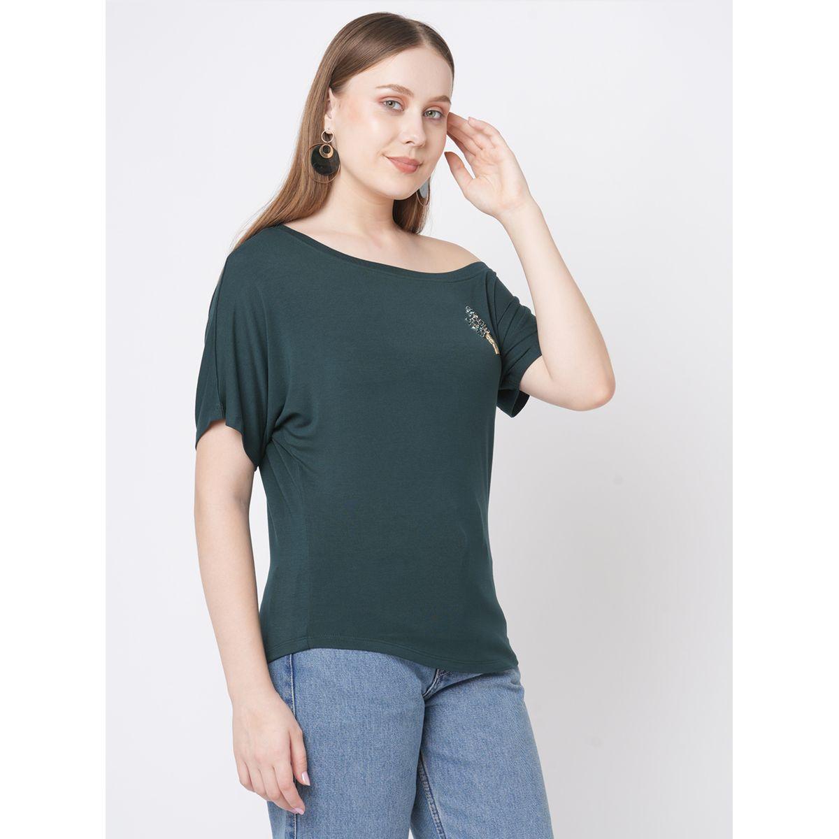تيشيرت بتفاصيل مُنمقة وأكتاف مكشوفة-women-clothing-tshirts-image-3