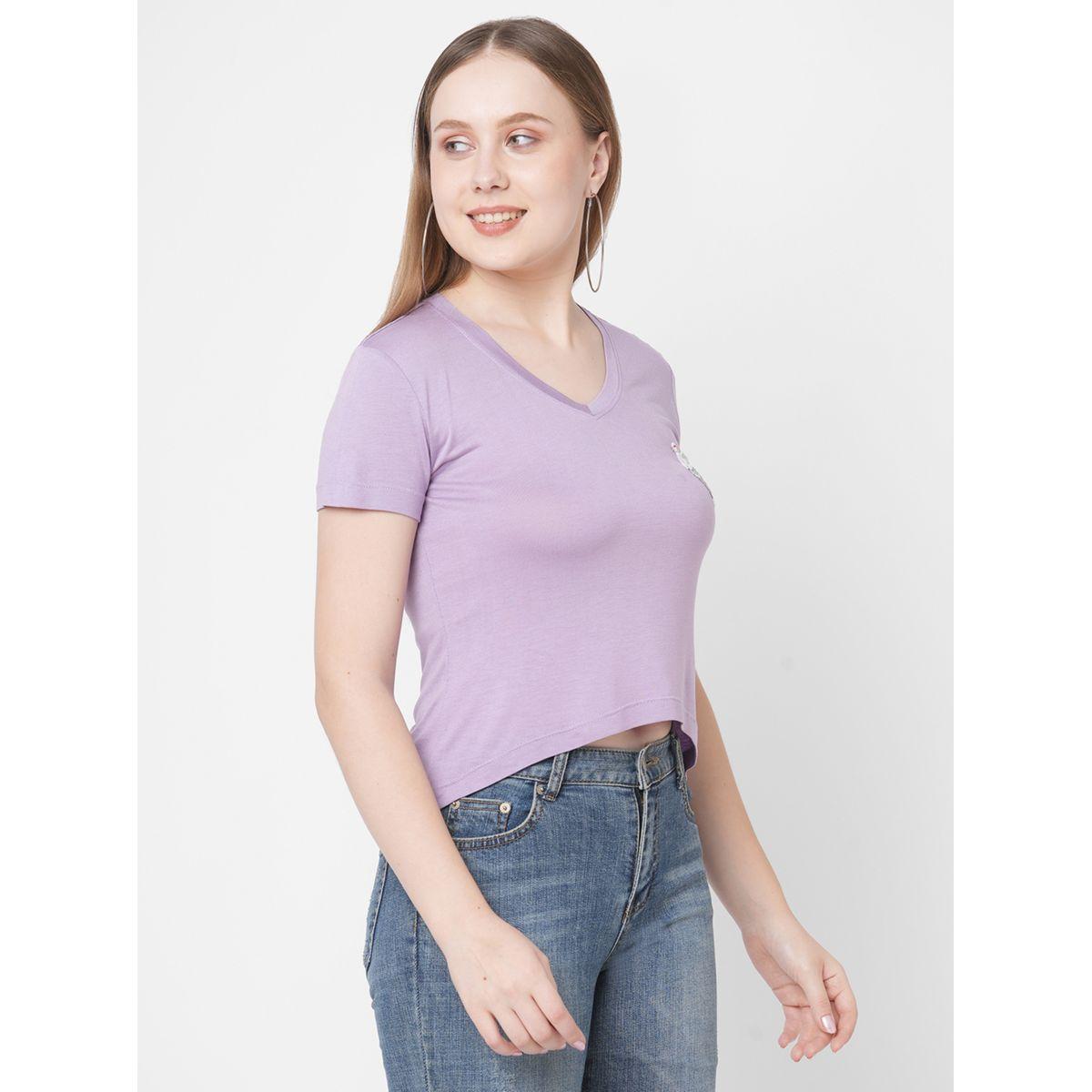 تيشيرت بأكمام قصيرة وتفاصيل مُطرزة-women-clothing-tshirts-image-3
