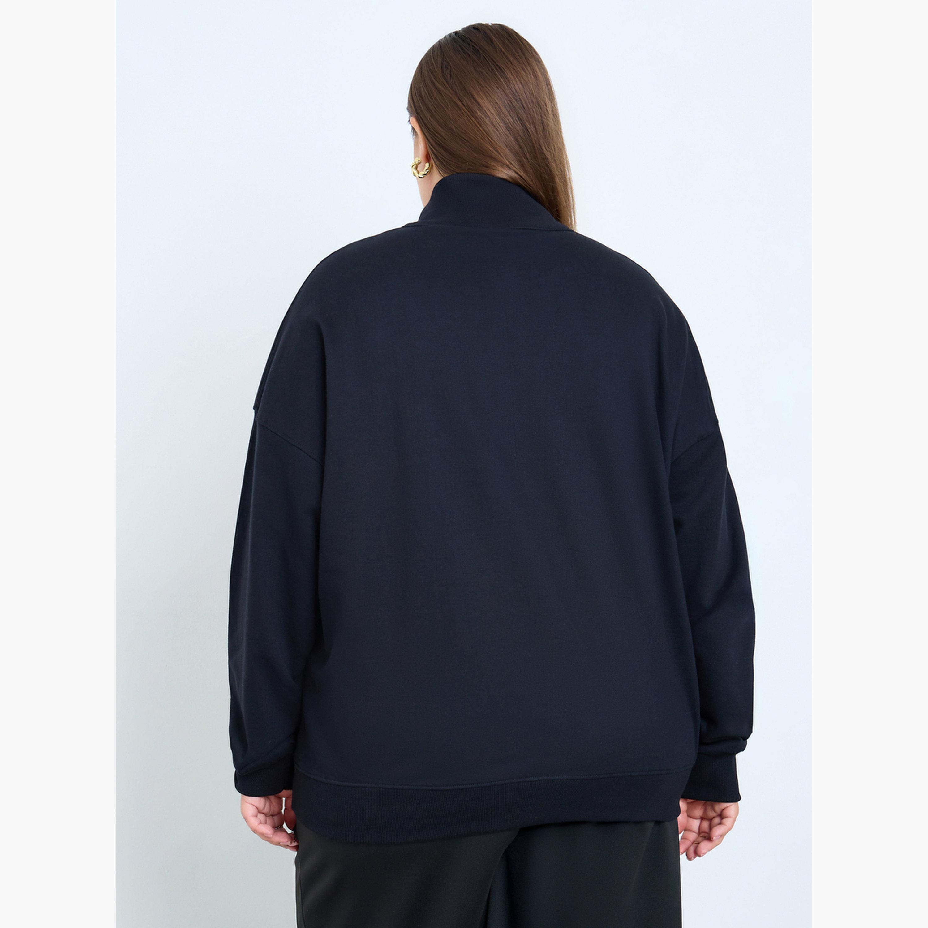 ستايلي - سويت شيرت نسائي بأكمام طويلة وياقة عالية مطبوع عليه شعار-women-clothing-hoodiesandsweatshirts-sweatshirts-image-3