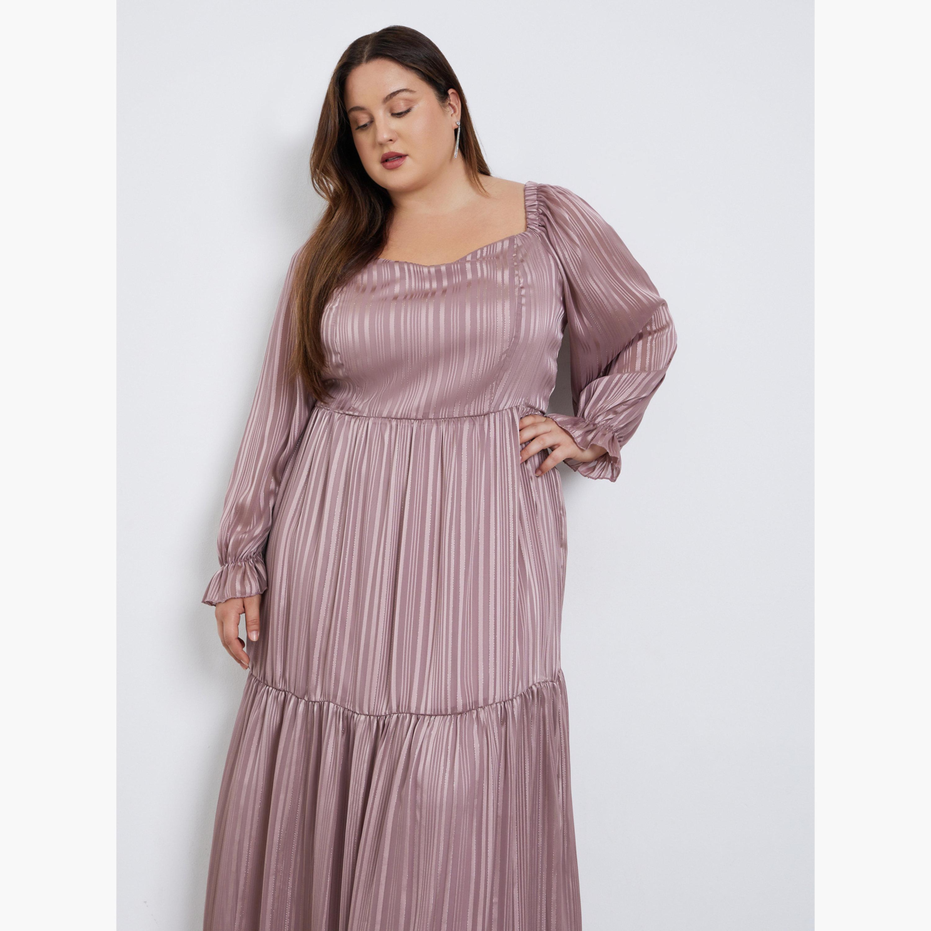 Styli Plus Size Lurex Sweetheart Neck Maxi Dress-women-clothing-dresses-image-3