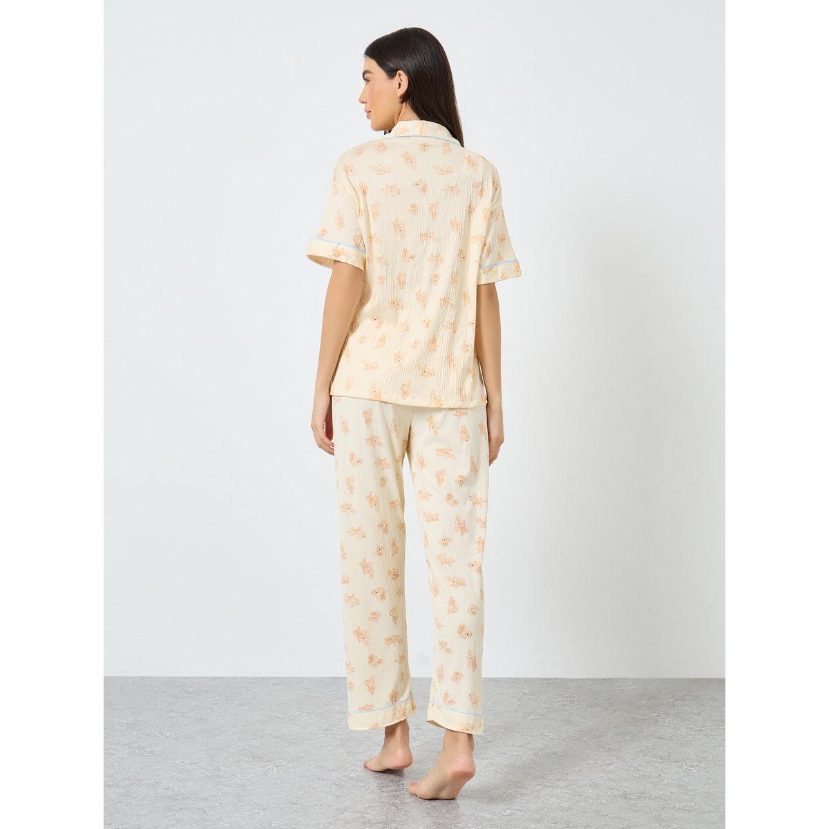 طقم من بنطال بيجاما وشورت وبلوزة بطبعة دُب-women-clothing-nightwear-pyjamas-longsets-image-6