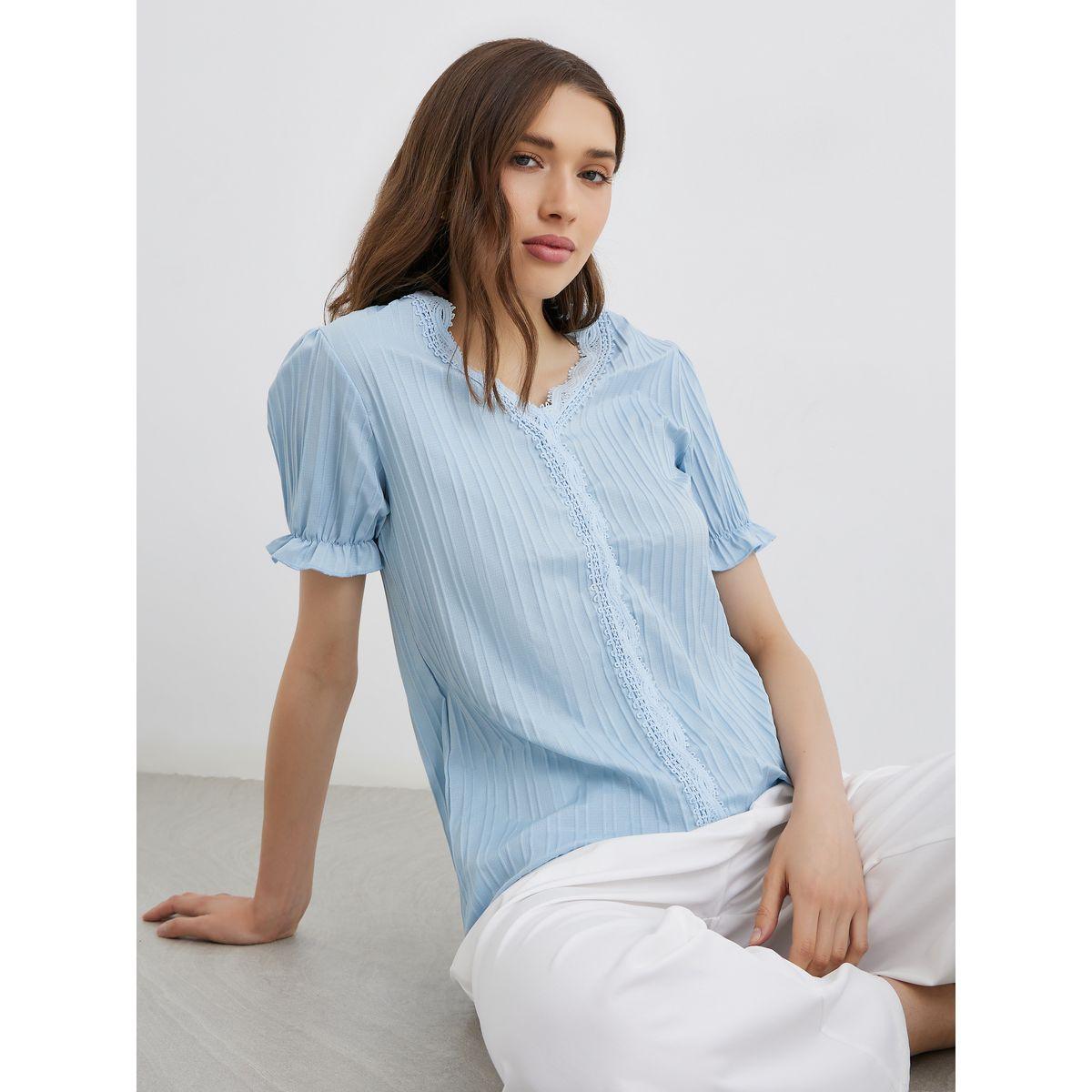 بلوزة بأكمام منفوخة مع تفاصيل دانتيل-women-clothing-shirtsandblouses-blouses-image-1
