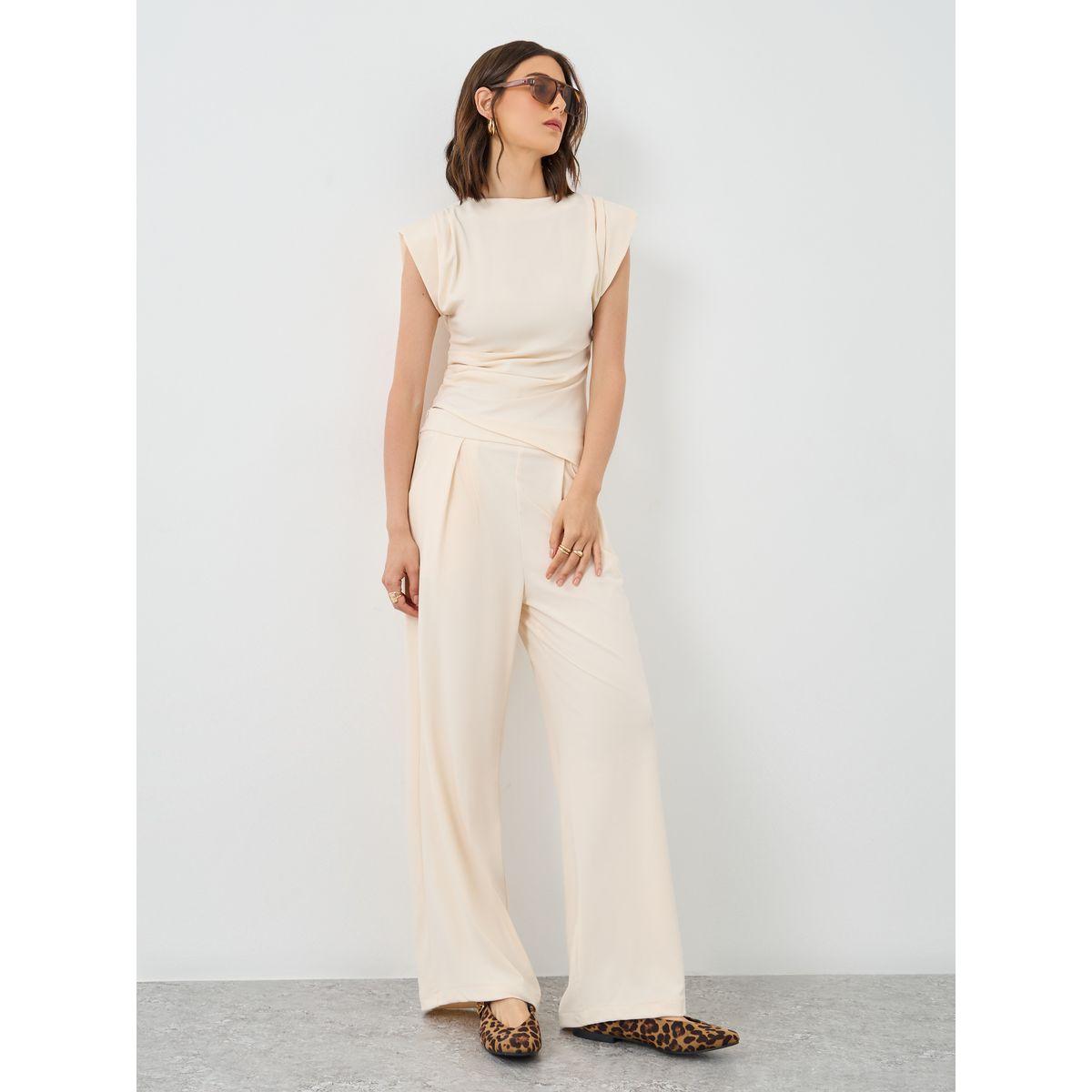 طقم منسق من بنطال بأرجل واسعة وبلوزة بحافة غير متماثلة-women-clothing-coordsets-image-1