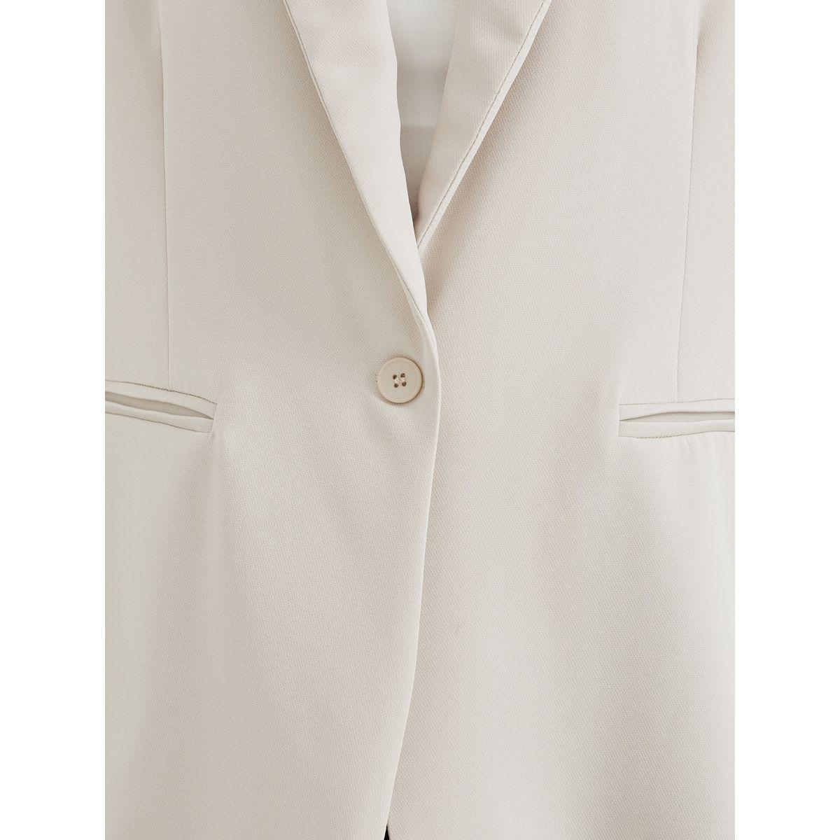 بليزر سادة بأكمام قصيرة وأزرار-women-clothing-coatsandjackets-blazers-image-4