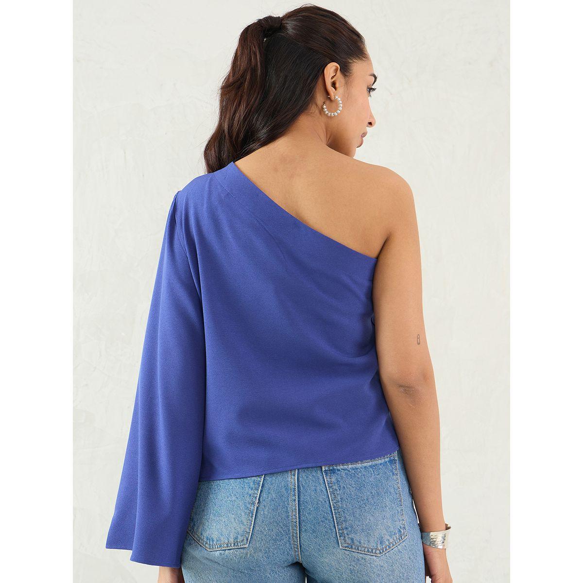 بلوزة بتفاصيل كتف واحد مع كُم بنمط جرس-women-clothing-shirtsandblouses-blouses-image-2