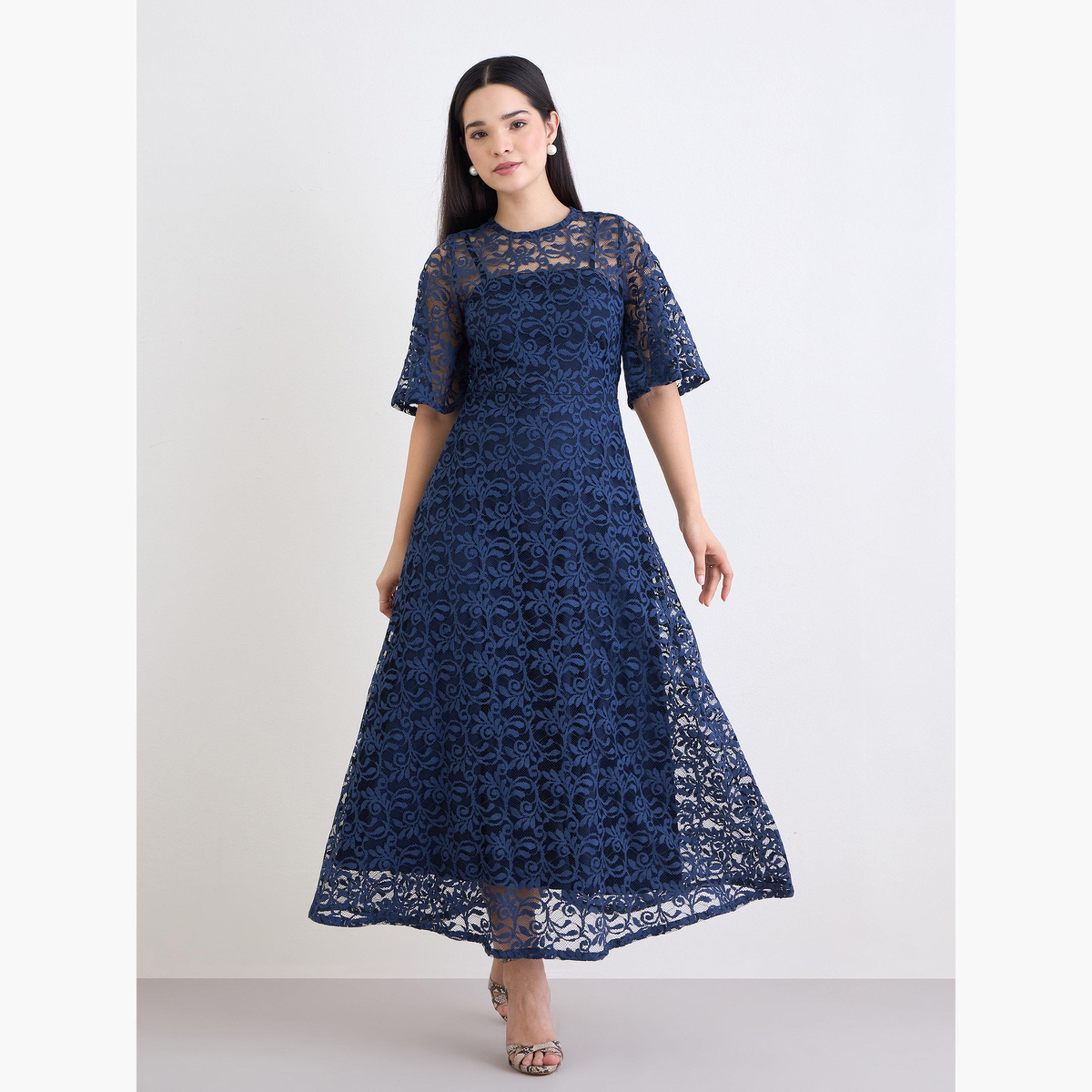 ستايلي - فستان ماكسي أزرق داكن من الدانتيل بالكامل بتصميم A-women-clothing-dresses-image-2