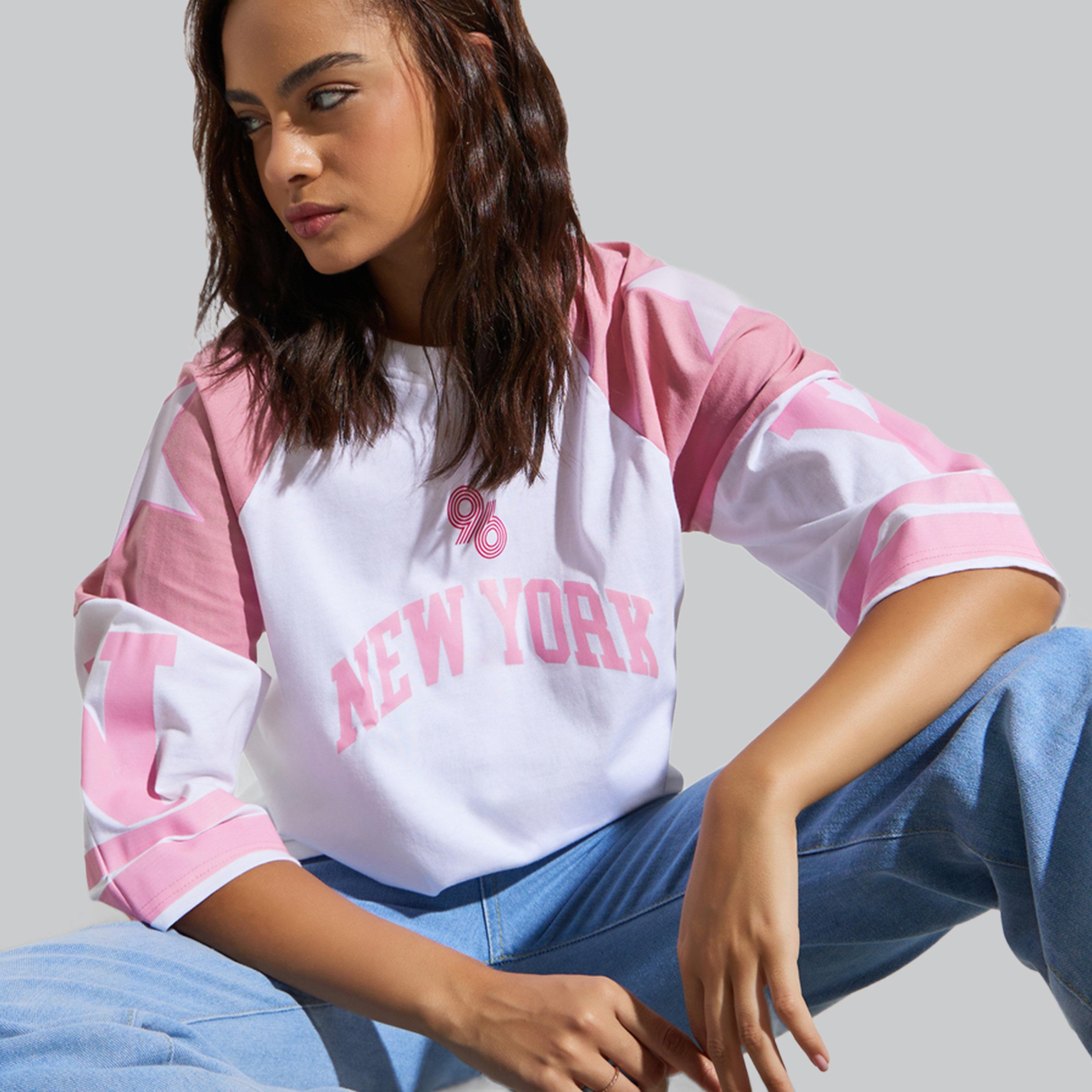 تيشيرت قصة كبيرة بطبعة جرافيك-women-clothing-tshirts-image-3