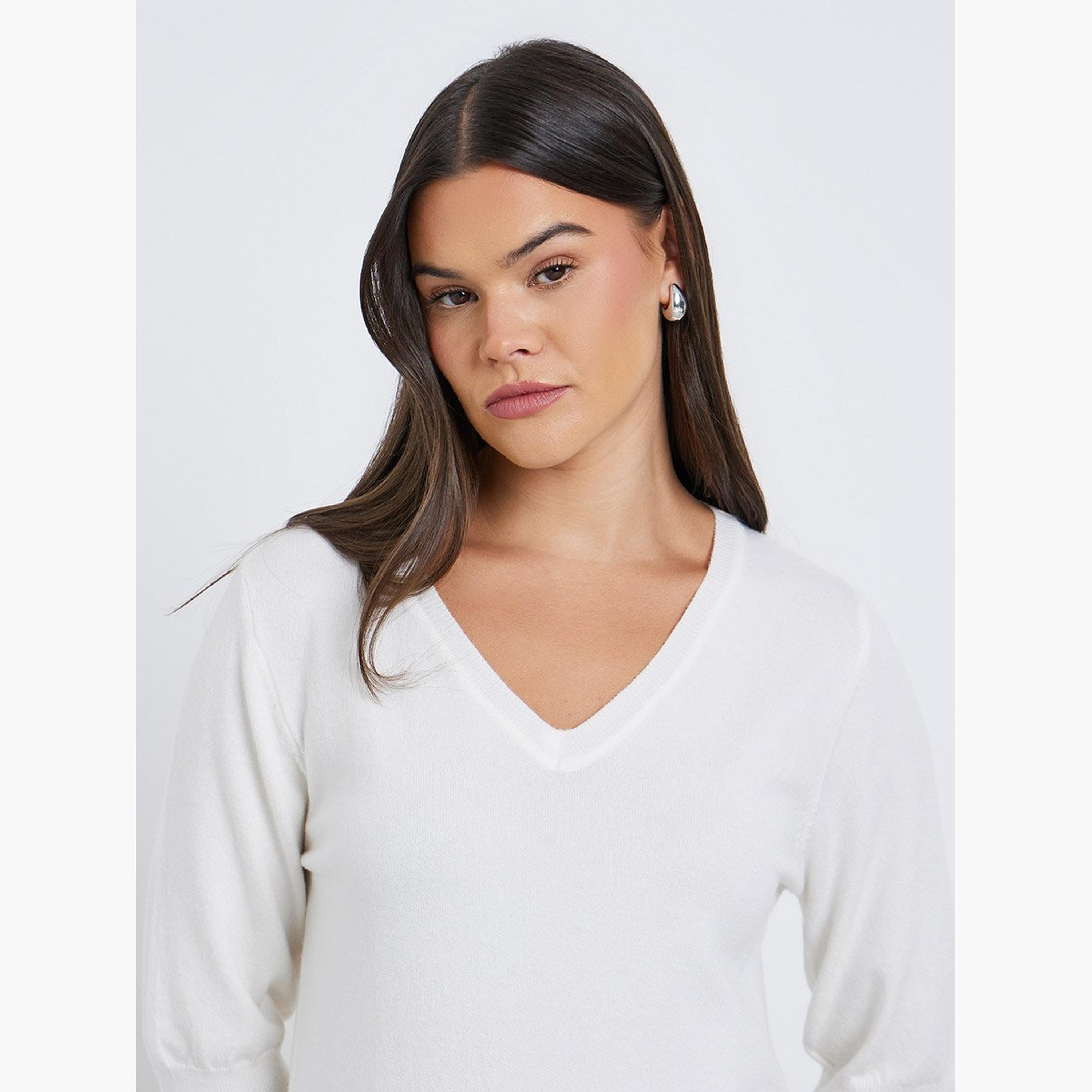 Styli Solid Knitted V-Neck Top-women-clothing-tshirts-image-4