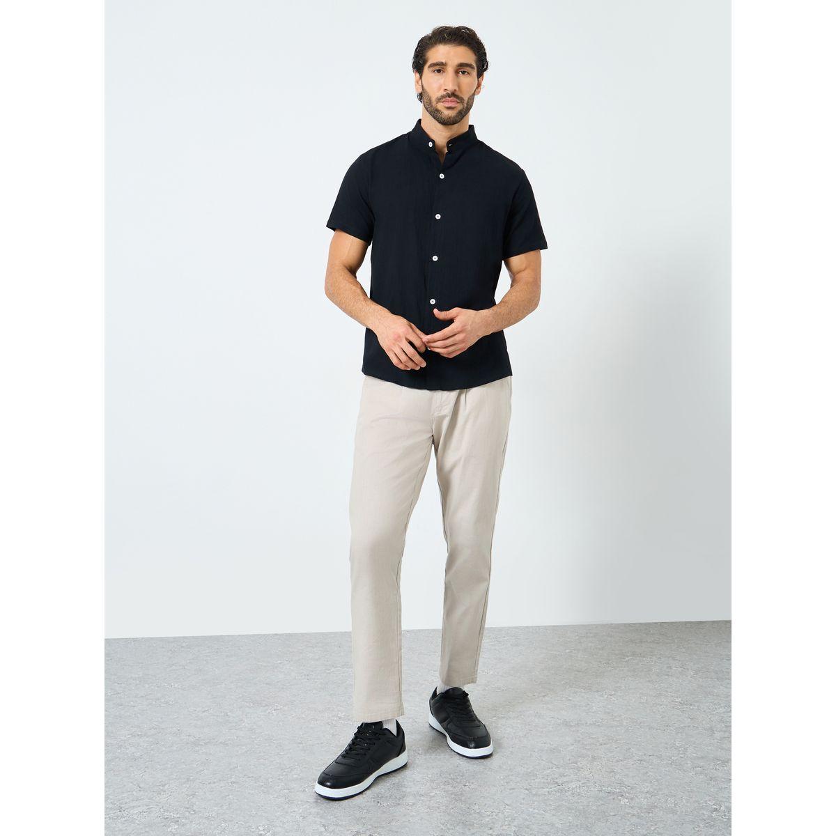 قميص بطبعة جرافيك وياقة ماندارين مع أزرار-men-clothing-shirts-image-2