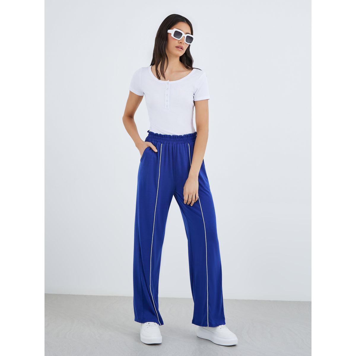 تيشيرت بياقة مربعة وتفاصيل مُضلعة-women-clothing-tshirts-image-2