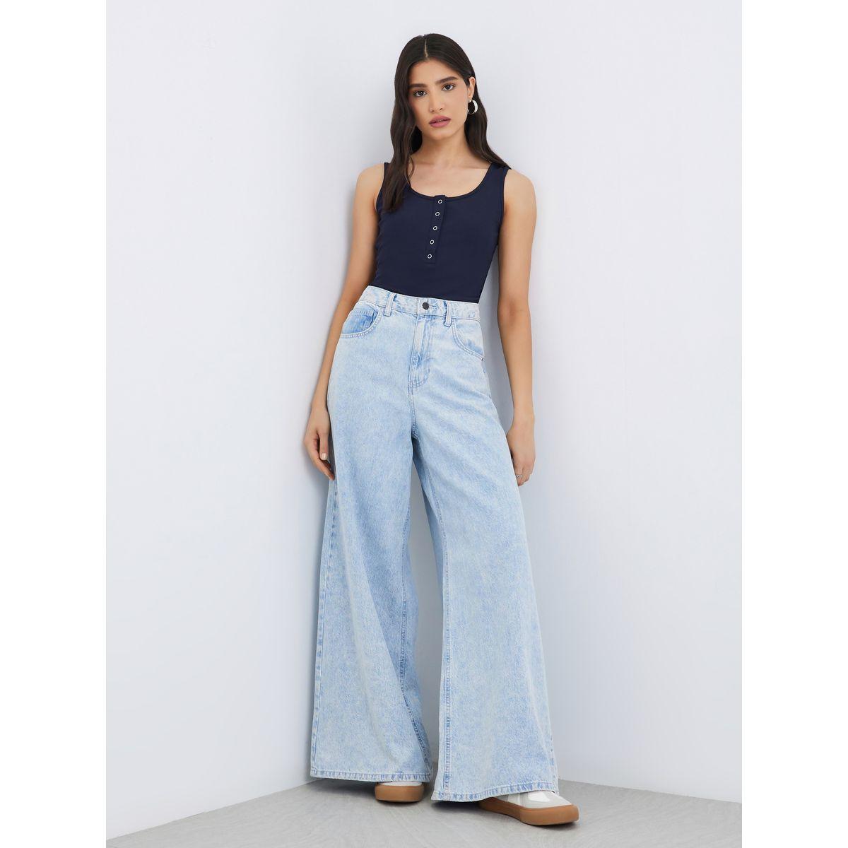 Styli Solid Round Neck Buttoned Sleeveless Top-women-clothing-shirtsandblouses-blouses-image-2