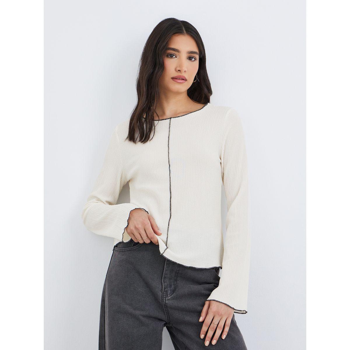 بلوزة سادة بياقة دائرية وتفاصيل بارزة الملمس-women-clothing-shirtsandblouses-blouses-image-4