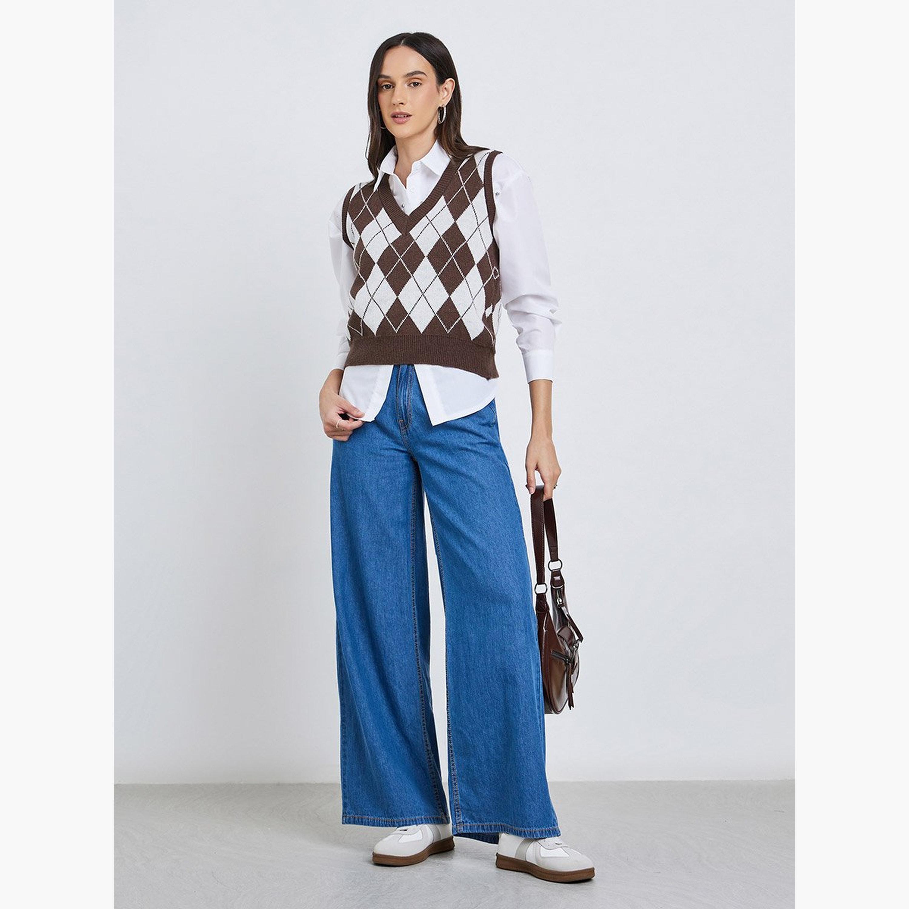 Styli Checked V-Neck Knitted Top-women-clothing-tshirts-image-2