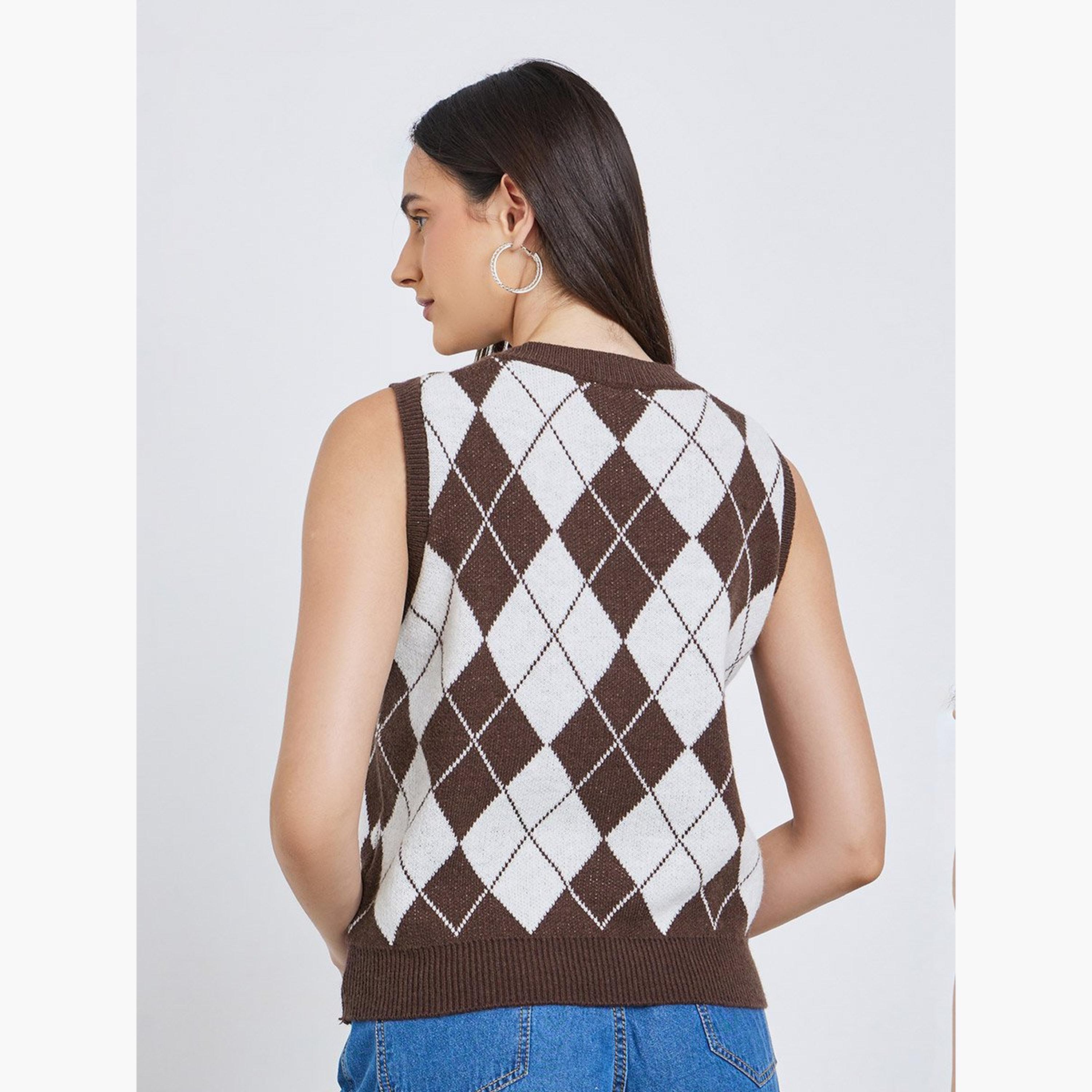Styli Checked V-Neck Knitted Top-women-clothing-tshirts-image-6