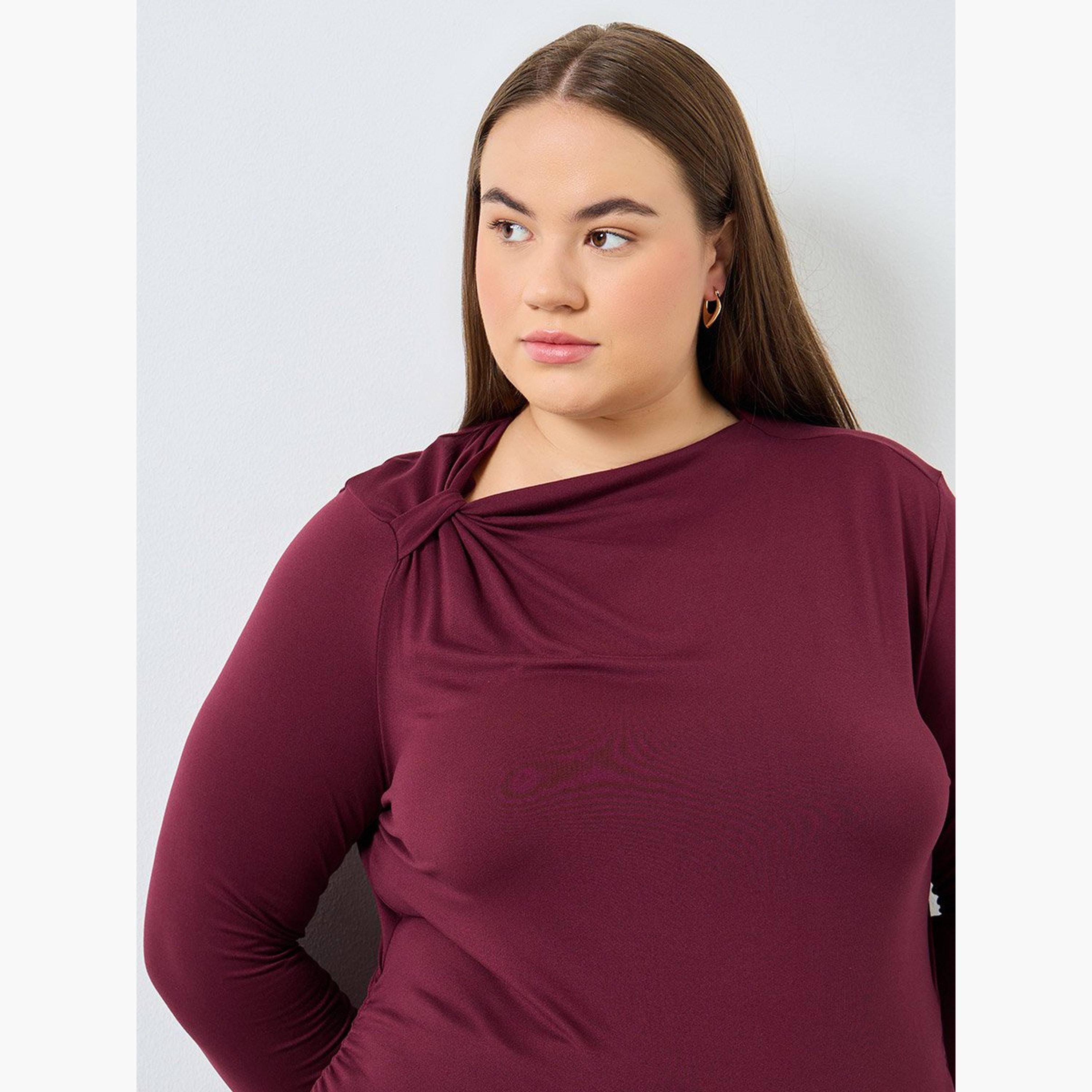 ستايلي - بلوزة لون عنابي مقاس كبير مع رقبة غير متماثلة-women-clothing-shirtsandblouses-blouses-image-2
