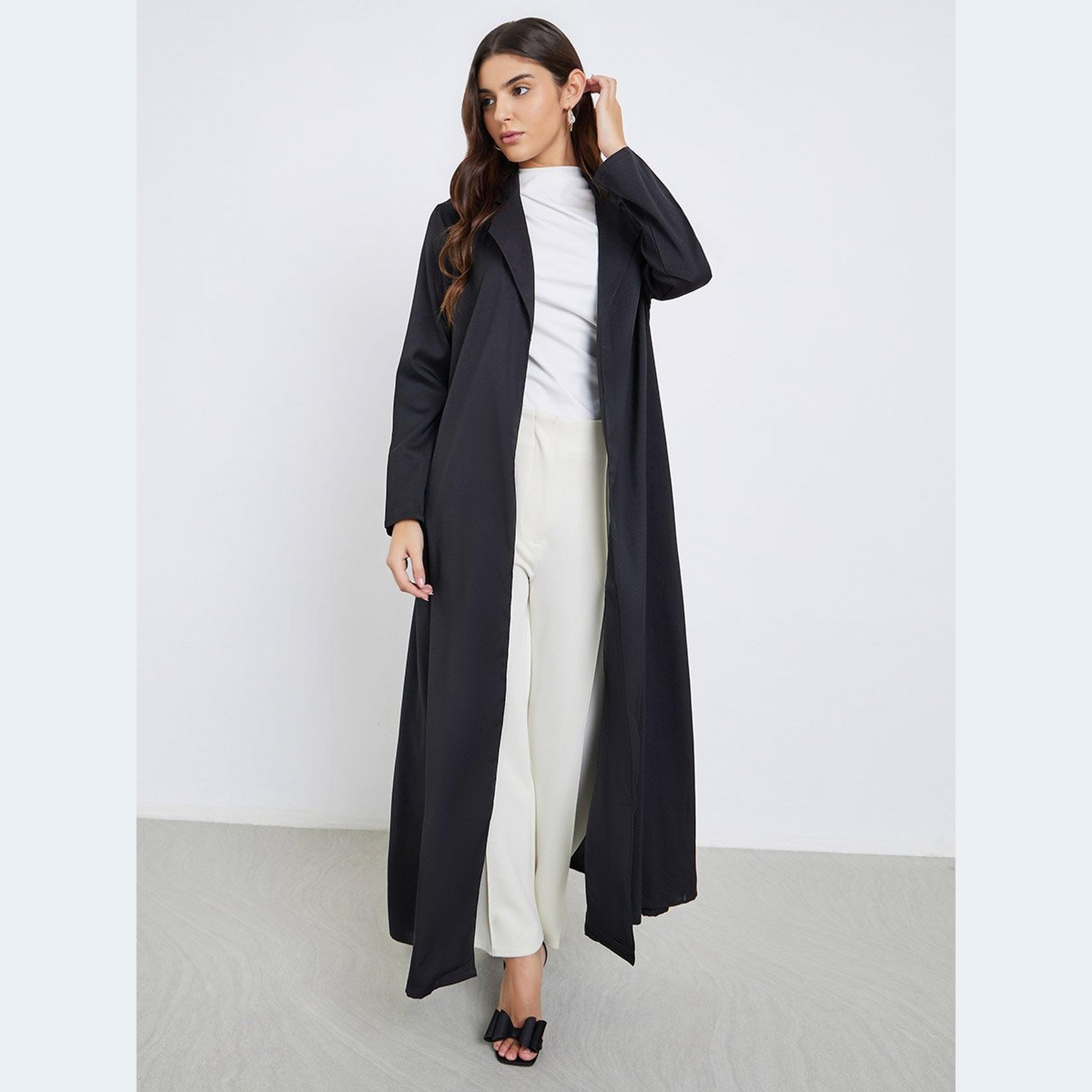 أميرة x ستايلي عباية بتفاصيل ياقة-women-arabicclothing-abayas-image-1
