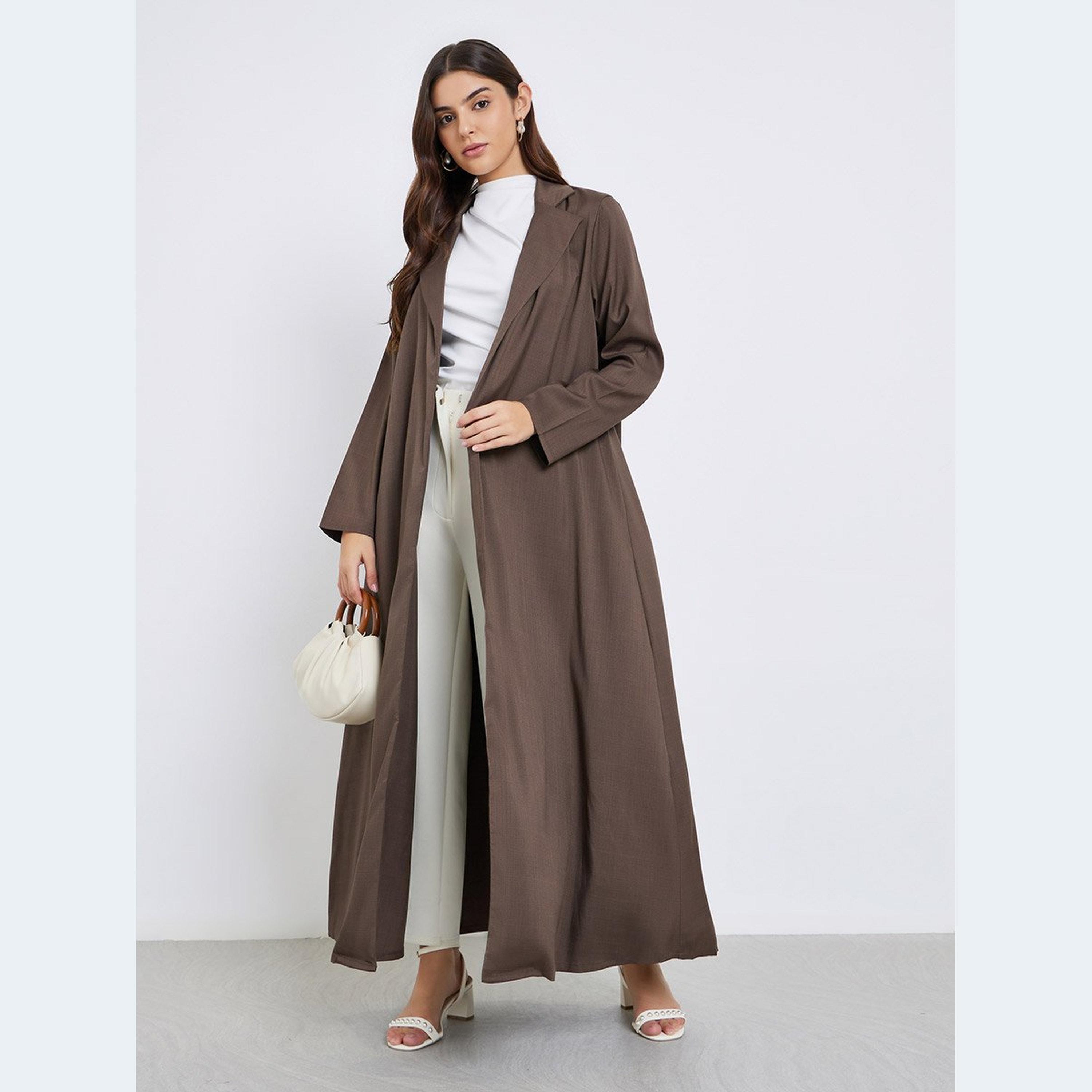 عباية بتفاصيل ياقة-women-arabicclothing-abayas-image-2