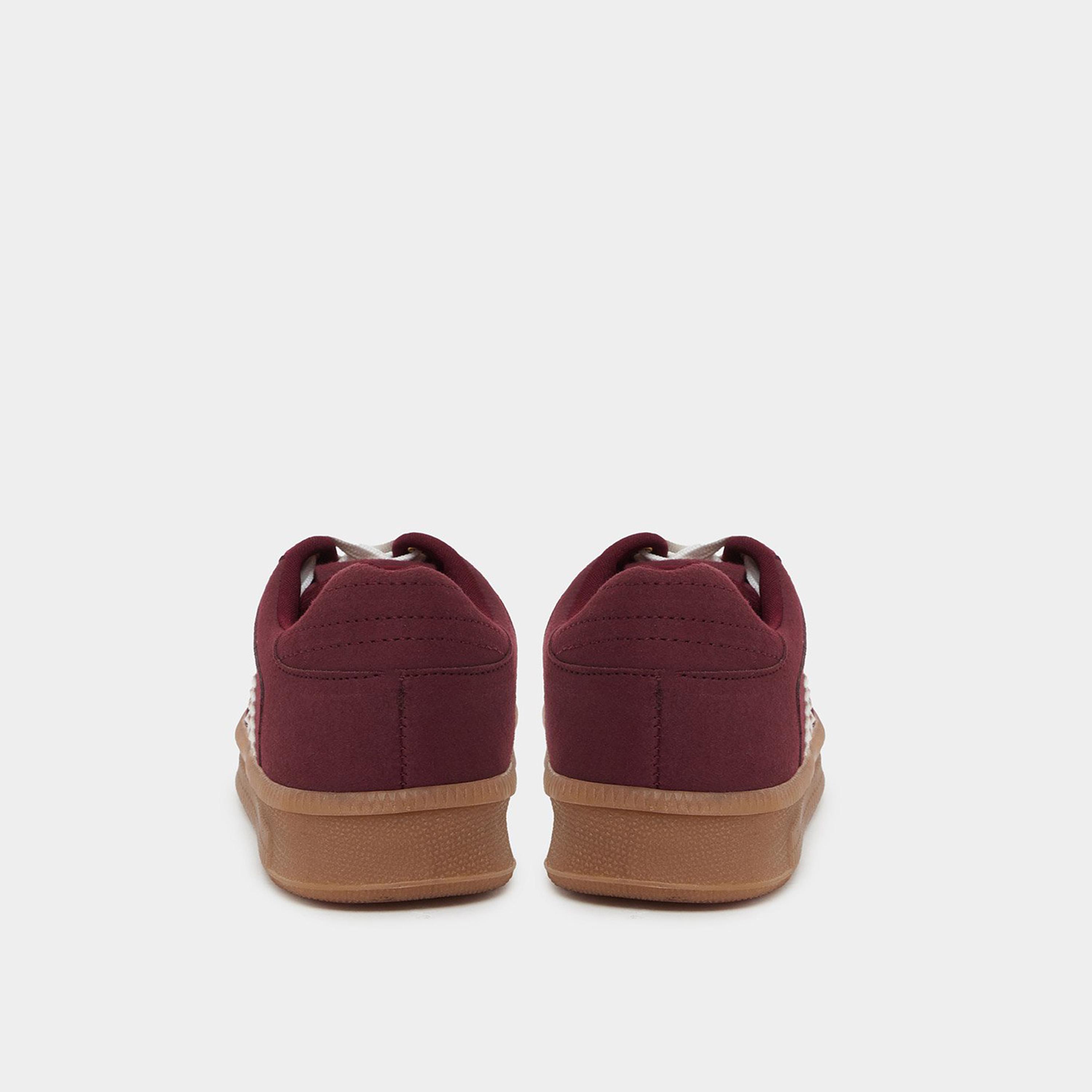 ستايلي - حذاء رياضي مخطط لون عنابي برباط-women-shoes-sneakers-image-5