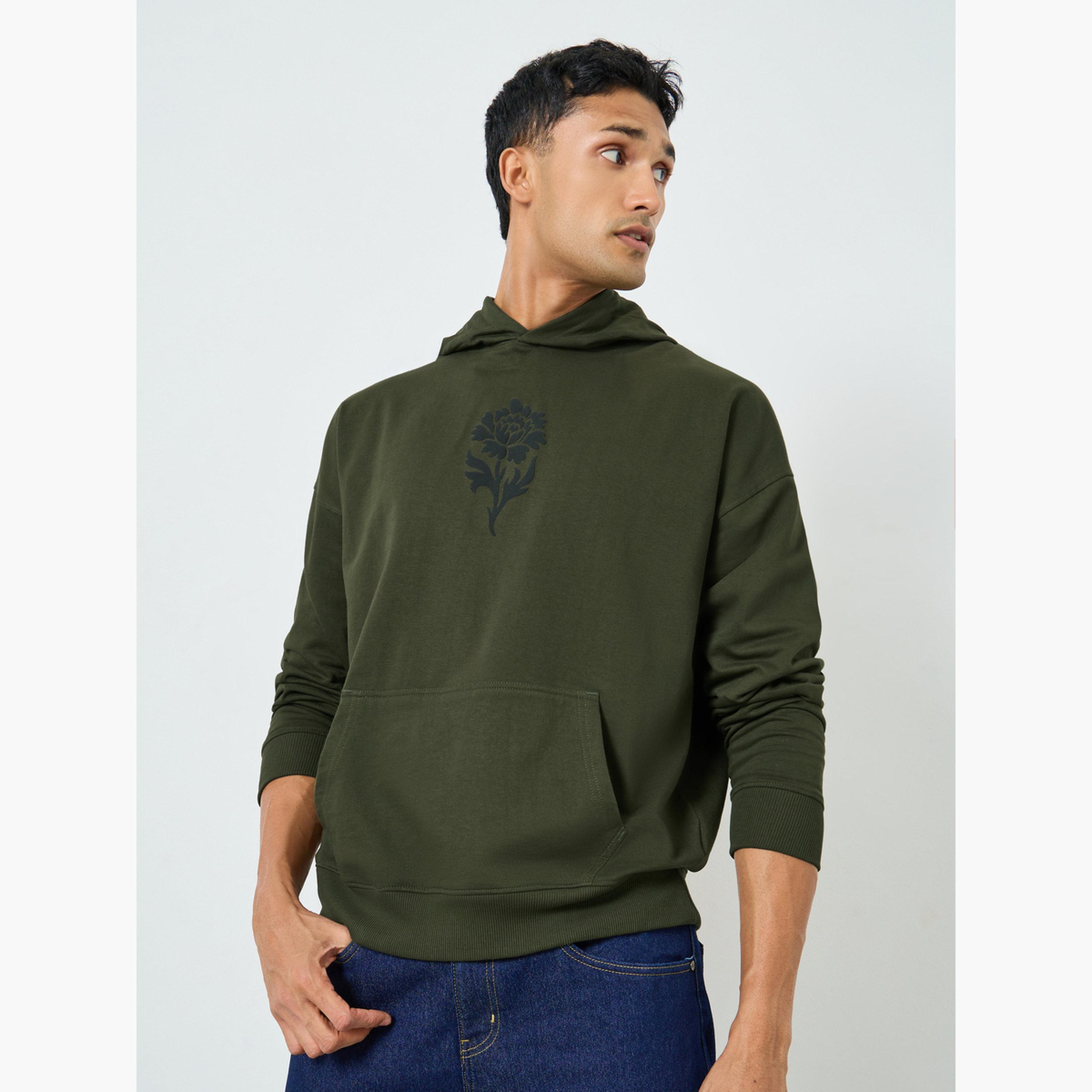 هودي فليس بطبعة زهور-men-winterwear-hoodiesandsweatshirts-image-1