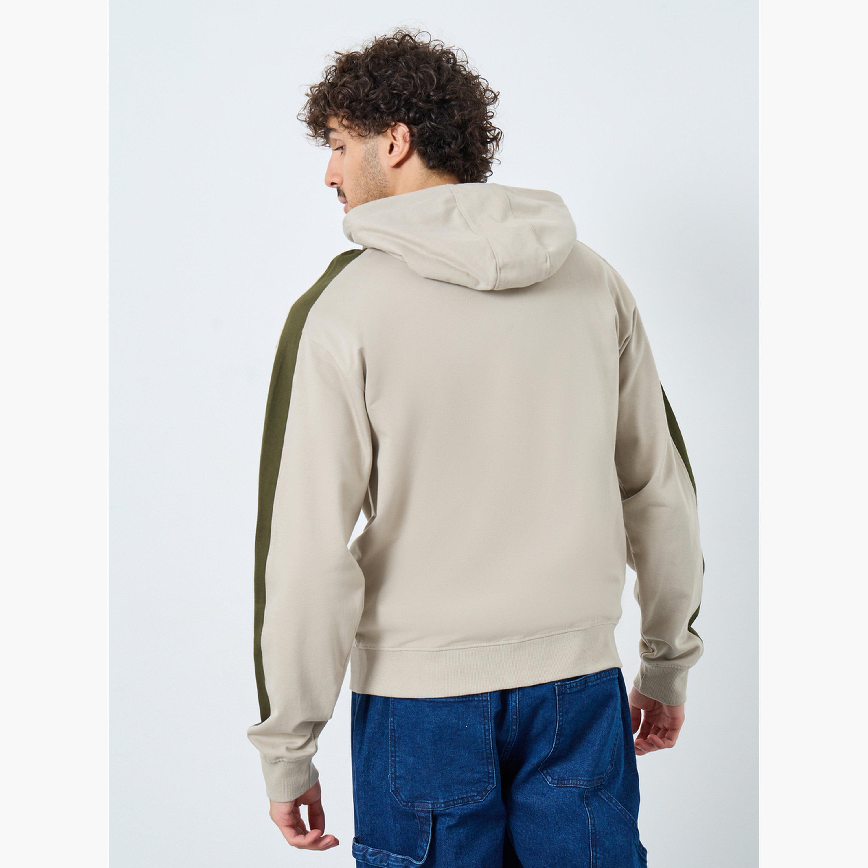 ستايلي - هودي مريح بلوحة بلون الكاكي-men-winterwear-jacketsandblazers-image-4