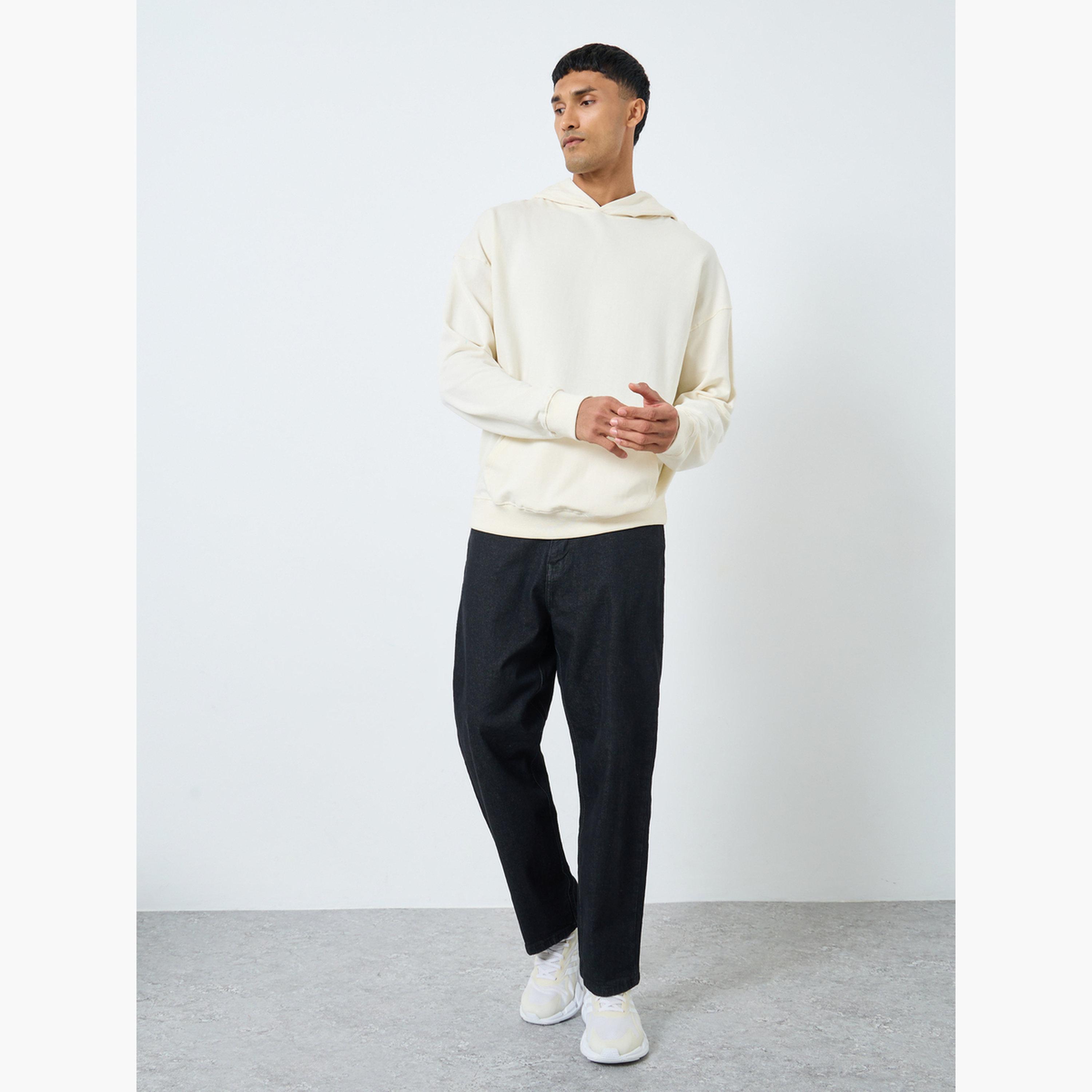 ستايلي - هودي حجم كبير بطبعة جرافيكية كريمية-men-winterwear-hoodiesandsweatshirts-image-2