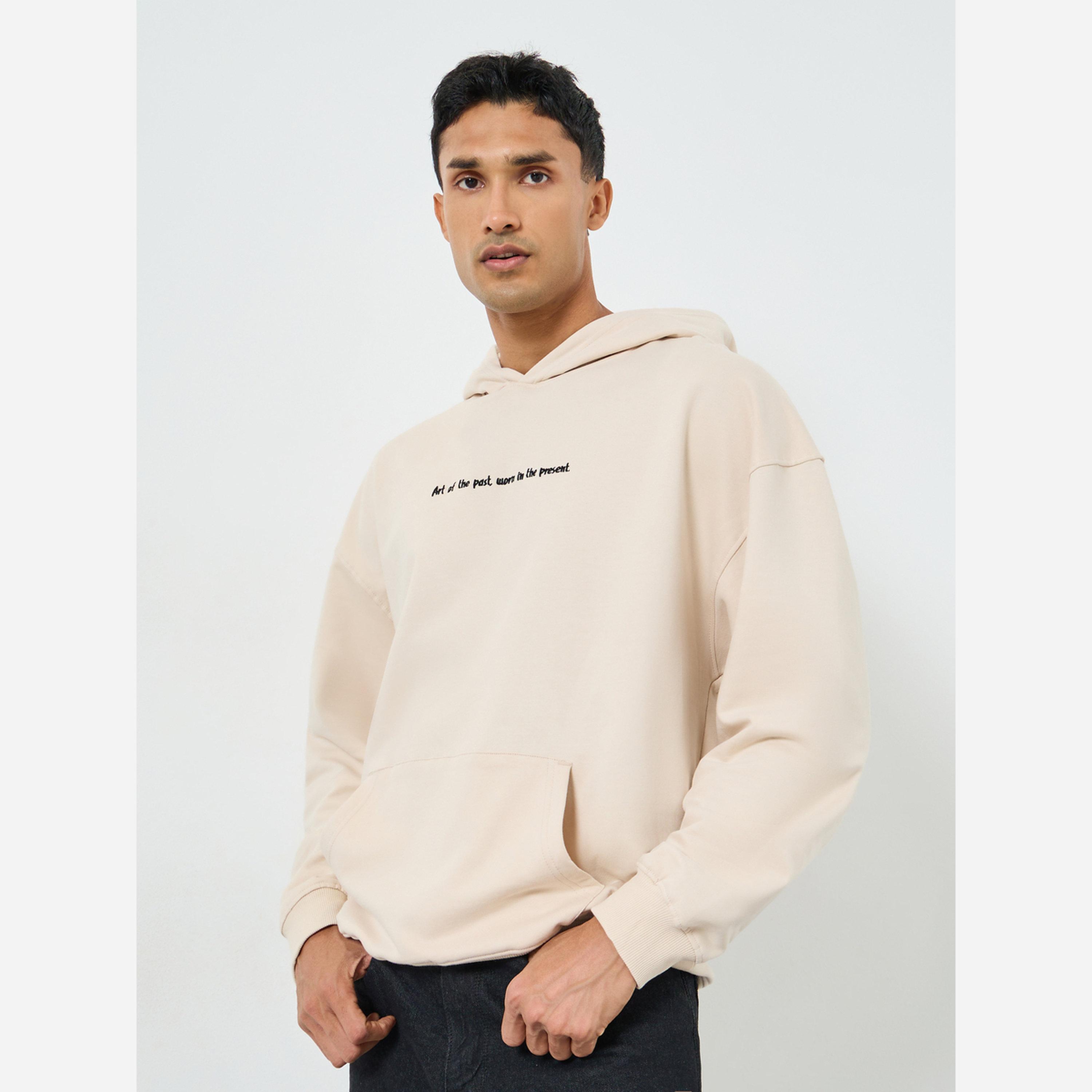 ستايلي - هودي رجالي صوف طبعة رسومات لون أوف وايت-men-winterwear-hoodiesandsweatshirts-image-1