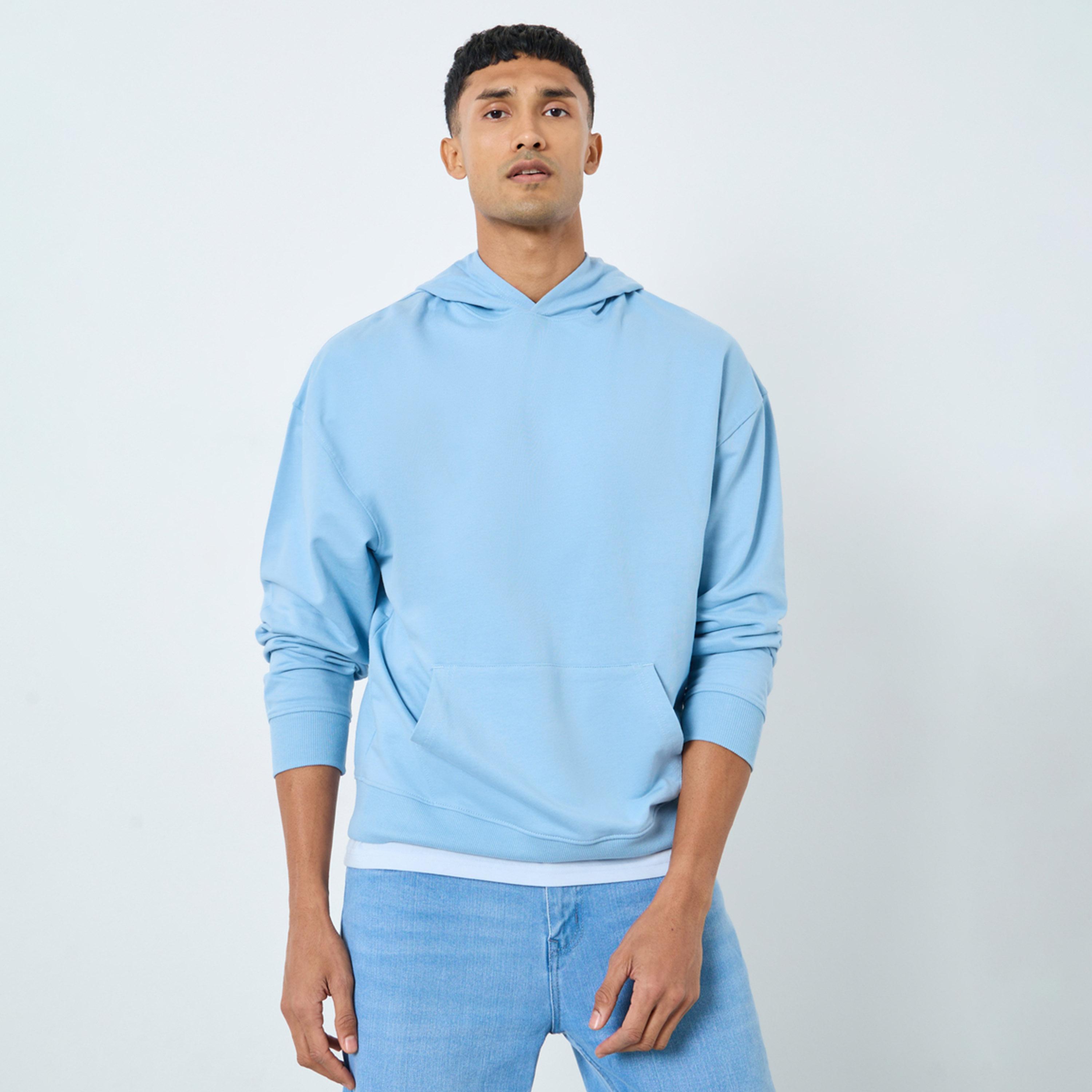ستايلي - هودي حجم كبير بطبعة جرافيكية لون أزرق الفاتح-men-winterwear-hoodiesandsweatshirts-image-1